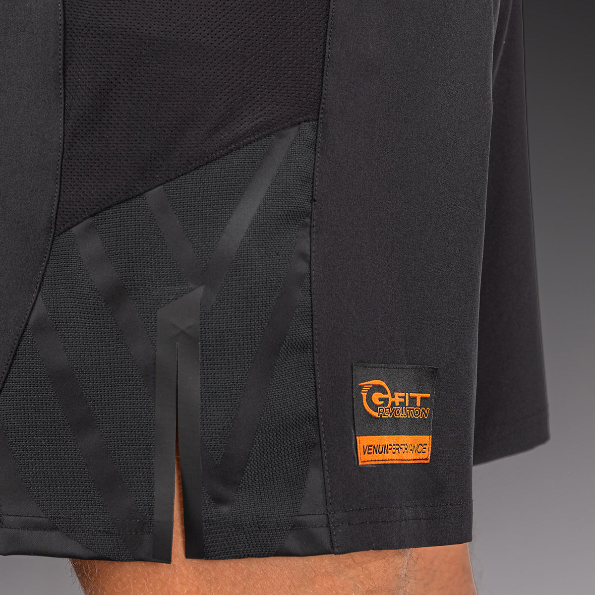 Venum G-Fit Revolution Fightshorts - Nero/Rame