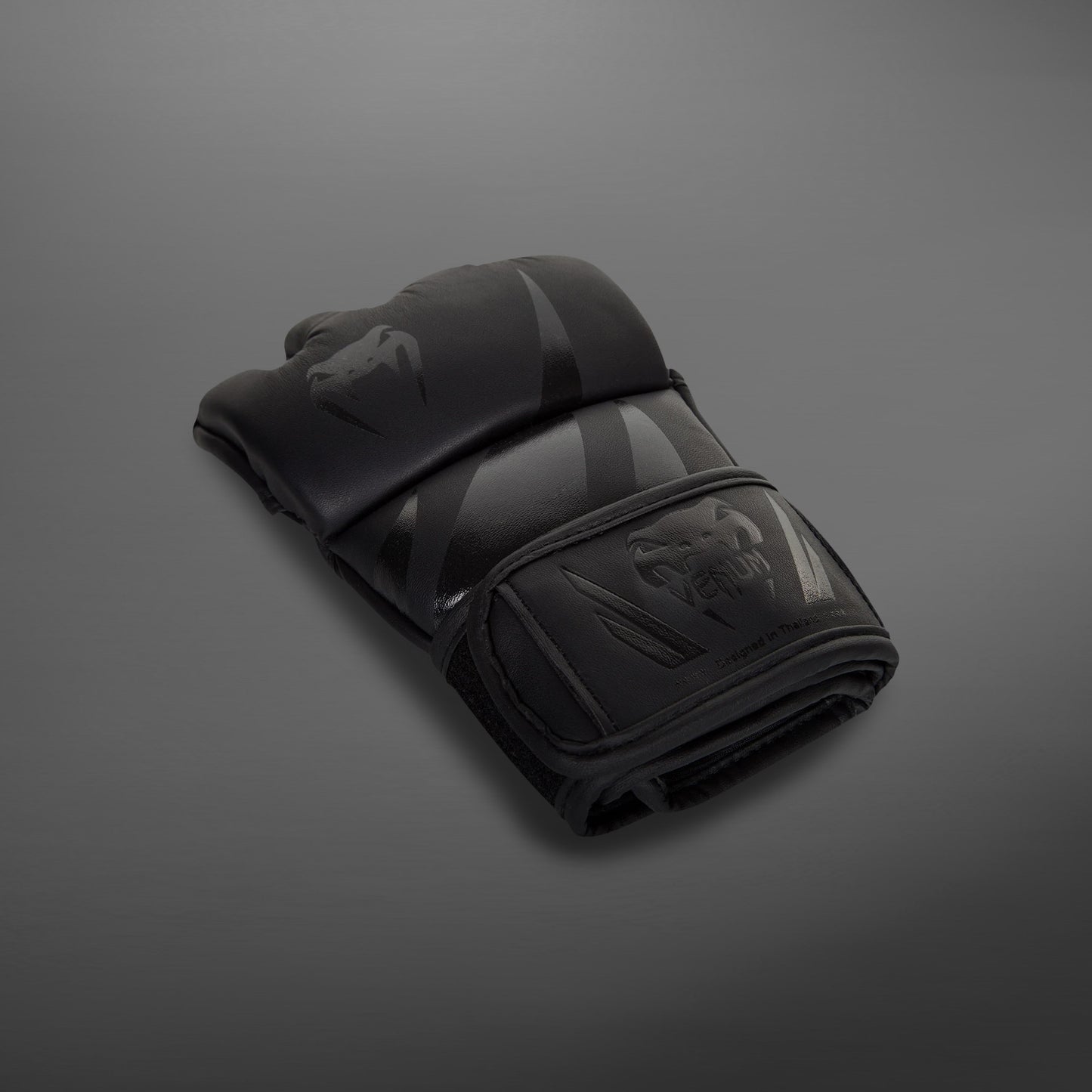 Guanti MMA Venum Challenger - Nero/Nero