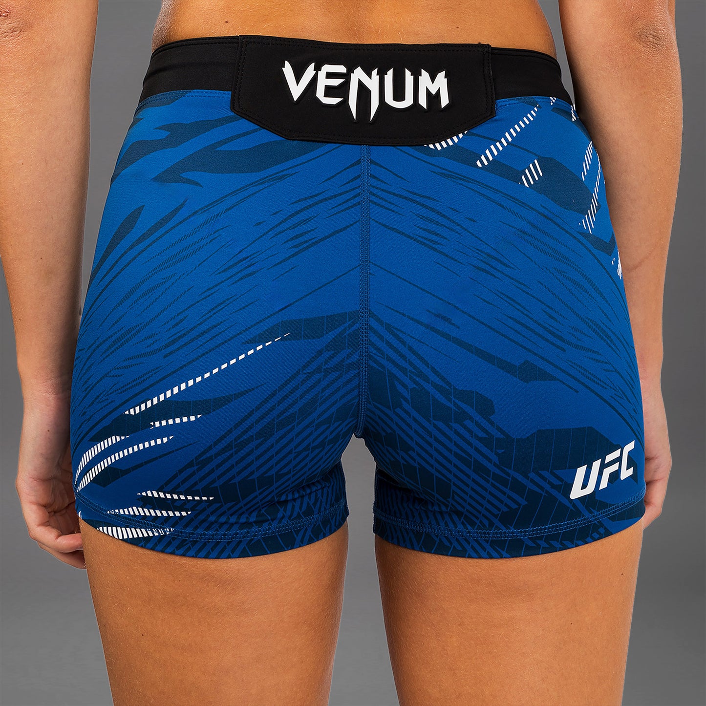 UFC Fusion by Venum Authentic Fight Night Vale Tudo Shorts per Donna - Fit Corto - Blu