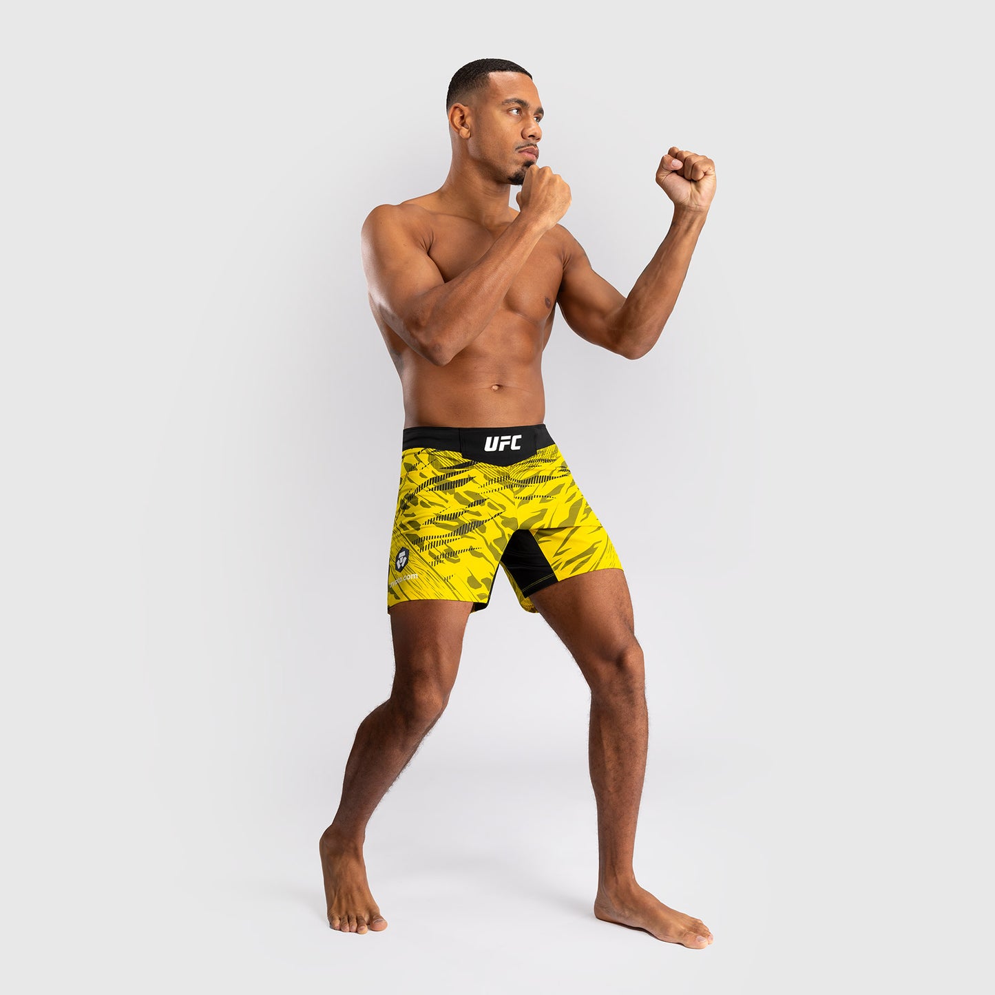 UFC Fusion by Venum Personalizzati Authentic Fight Night Shorts da Lotta per Uomo - Fit Corto - Giallo