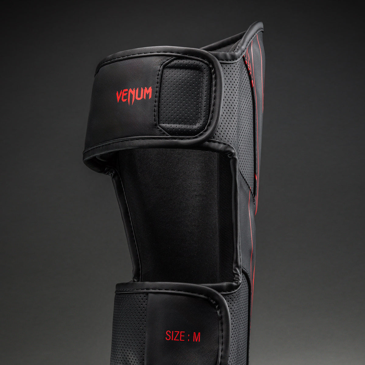 Venum Amazonia Reborn Paratibie - Nero/Rosso