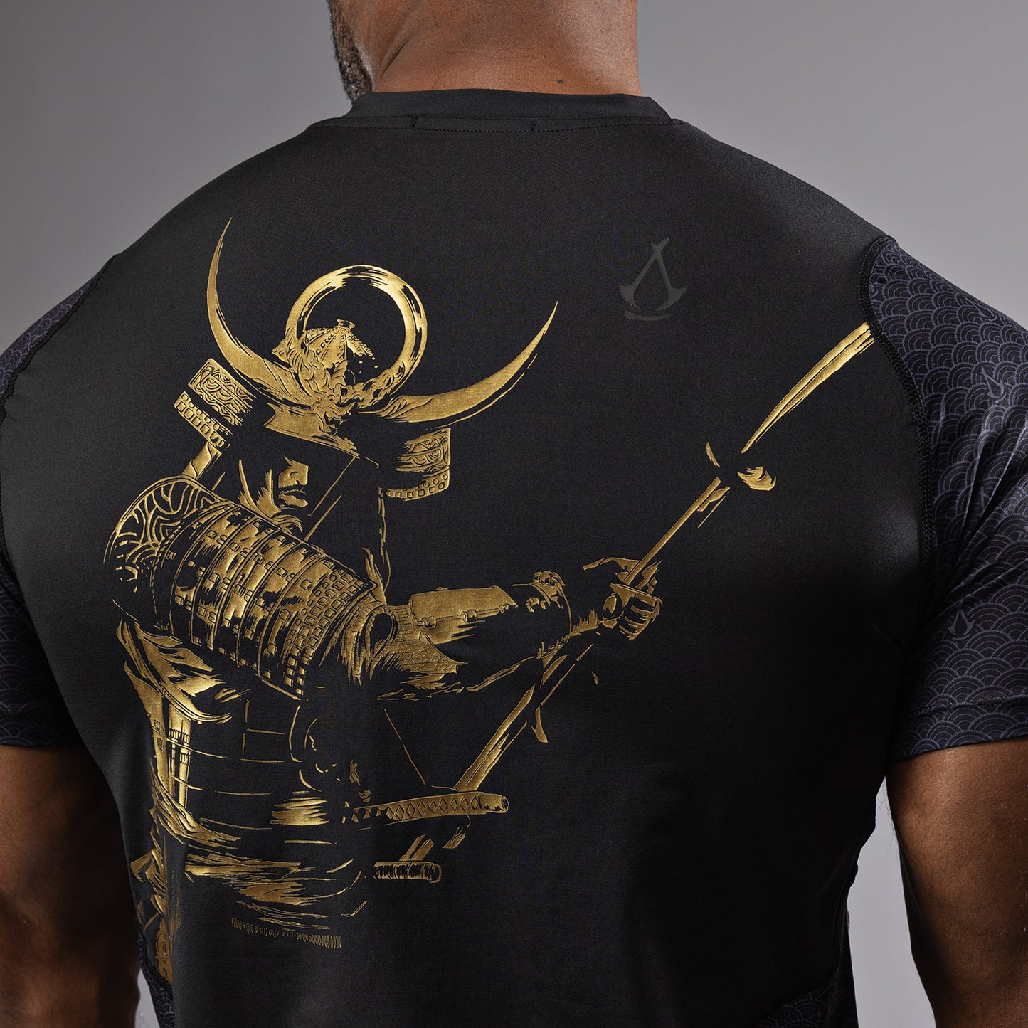 Venum x Assassin’s Creed Shadows Maglietta Dry-Tech da uomo - Nero/Oro