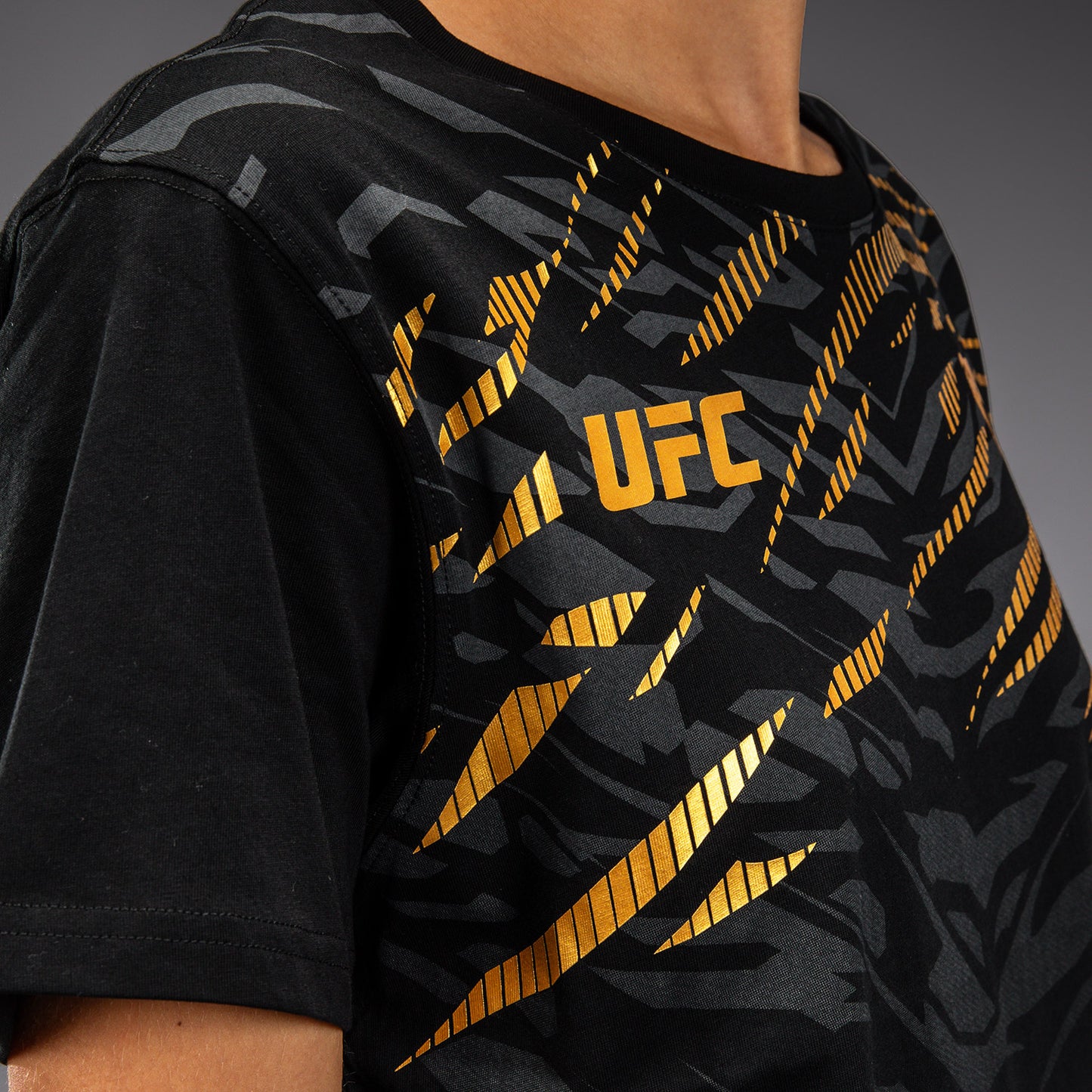 UFC Fusion by Venum Replica Maglietta a Manica Corta per Donna - Champion