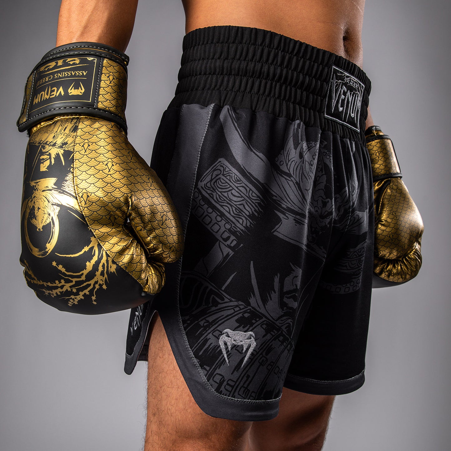 Venum x Assassin’s Creed Shadows Pantaloncini da boxe da uomo - Nero