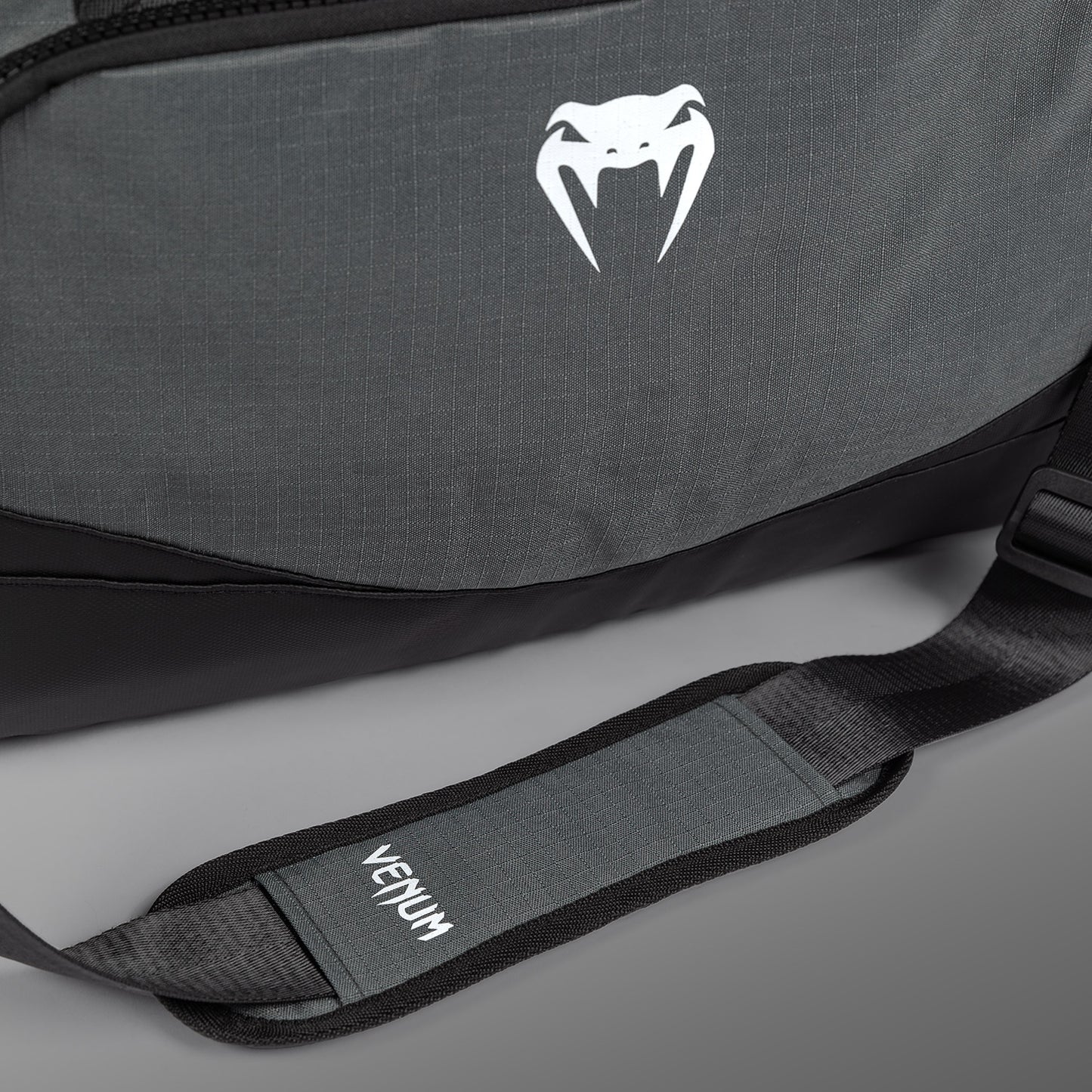 Venum Evo 2 XTrem Ripstop Borsa Sportiva (55-63L) – Grigio Tempesta