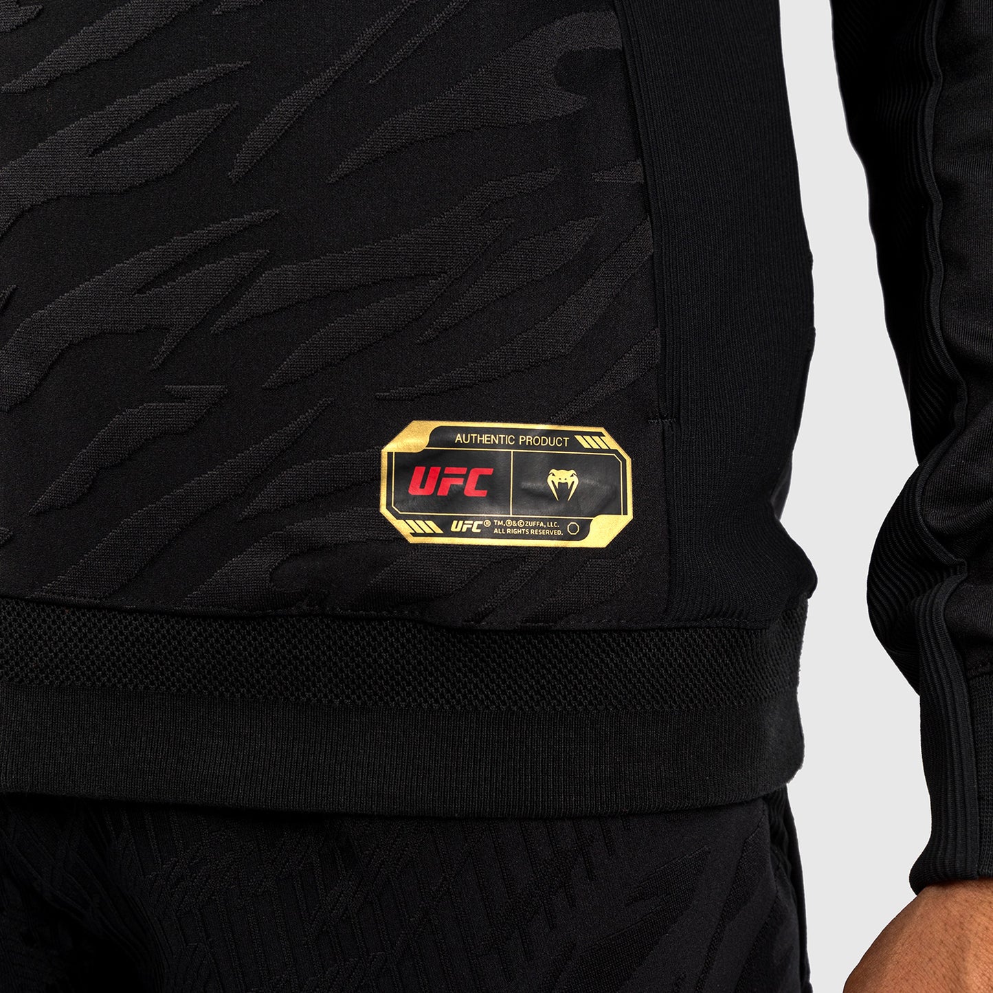 UFC Fusion by Venum Authentic Fight Night Felpa con Cappuccio per Uomo - Champion