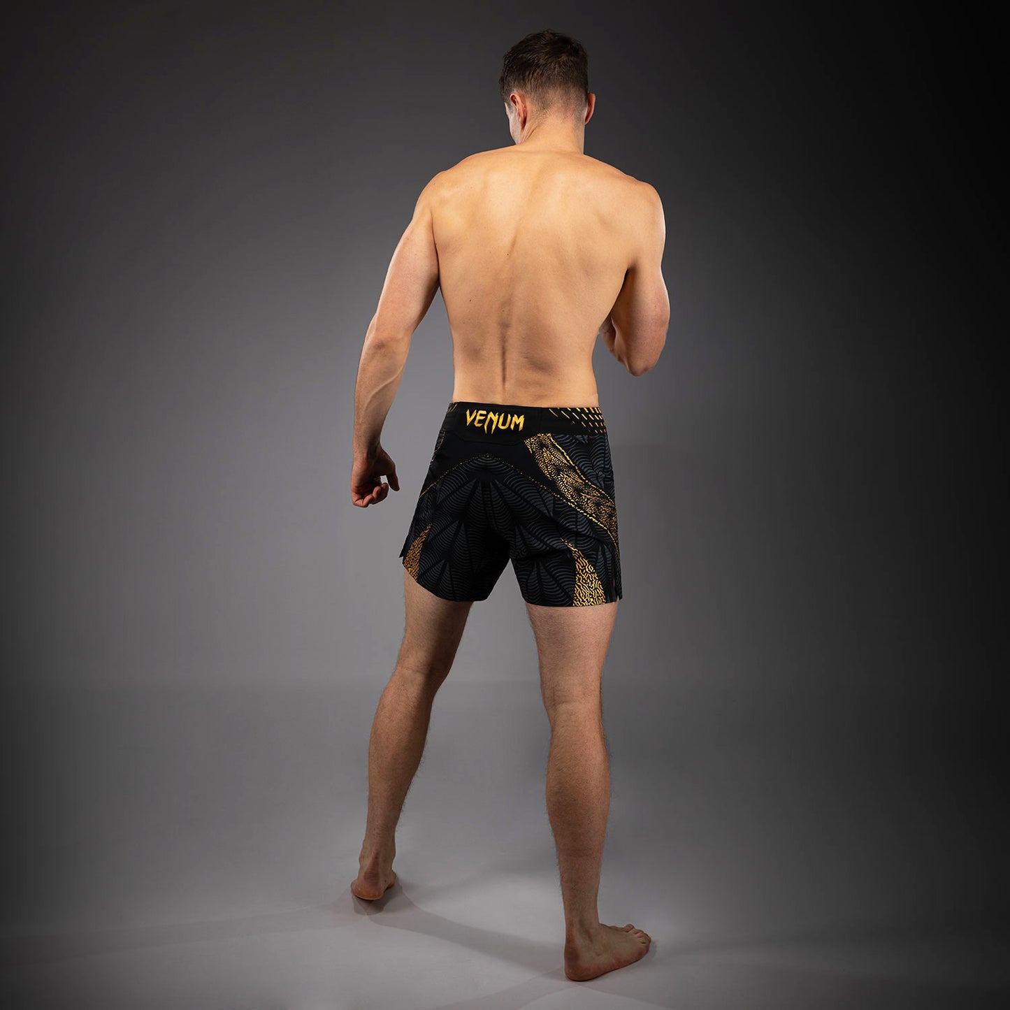 UFC Zenith by Venum Authentic Fight Night Pantaloncini da combattimento Fit corto Uomo - Champion
