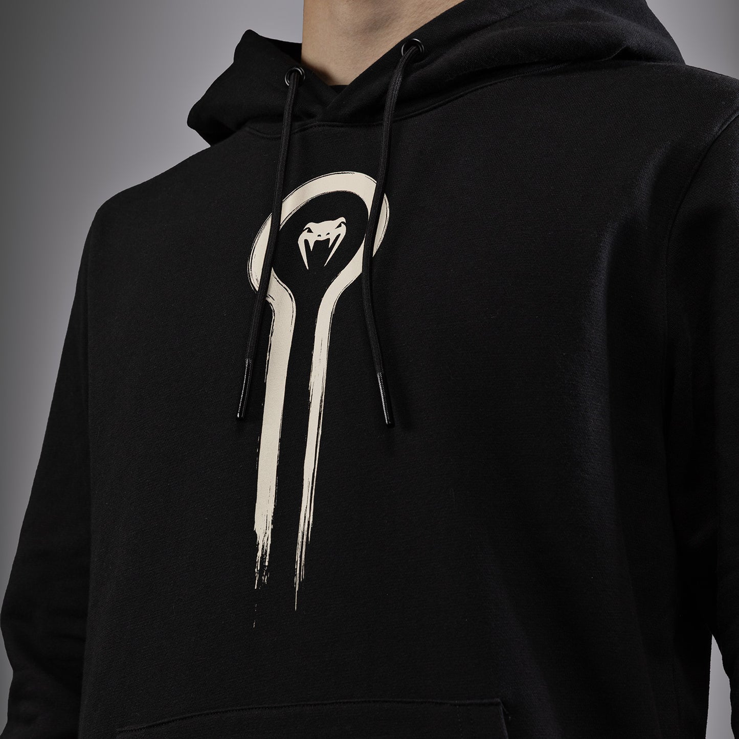 Venum x Assassin’s Creed Shadows Felpa con cappuccio - Nero