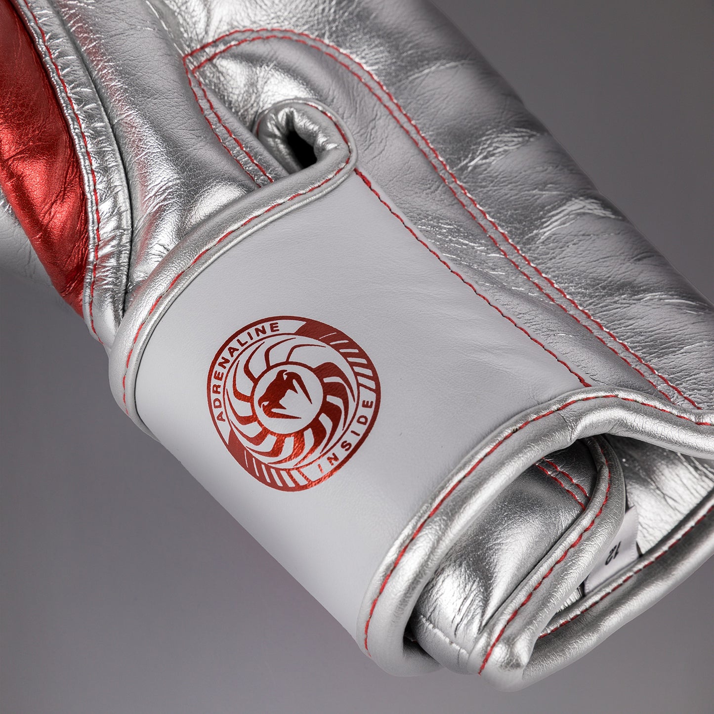Venum Giant 3.0 Guanti da boxe - Rosso/Argento - Edizione speciale