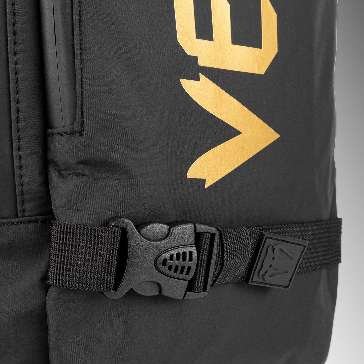 Venum Challenger Pro Evo Zaino (20-25L) – Nero/Oro