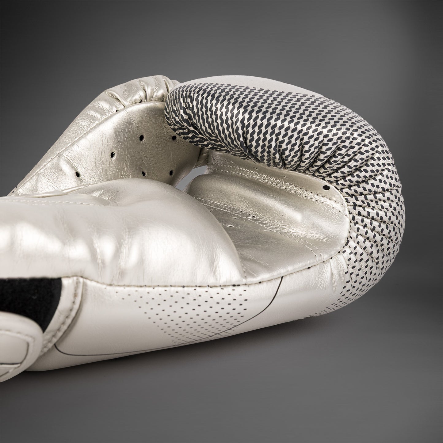 Venum Nexus Guanti da boxe – Argento/Nero