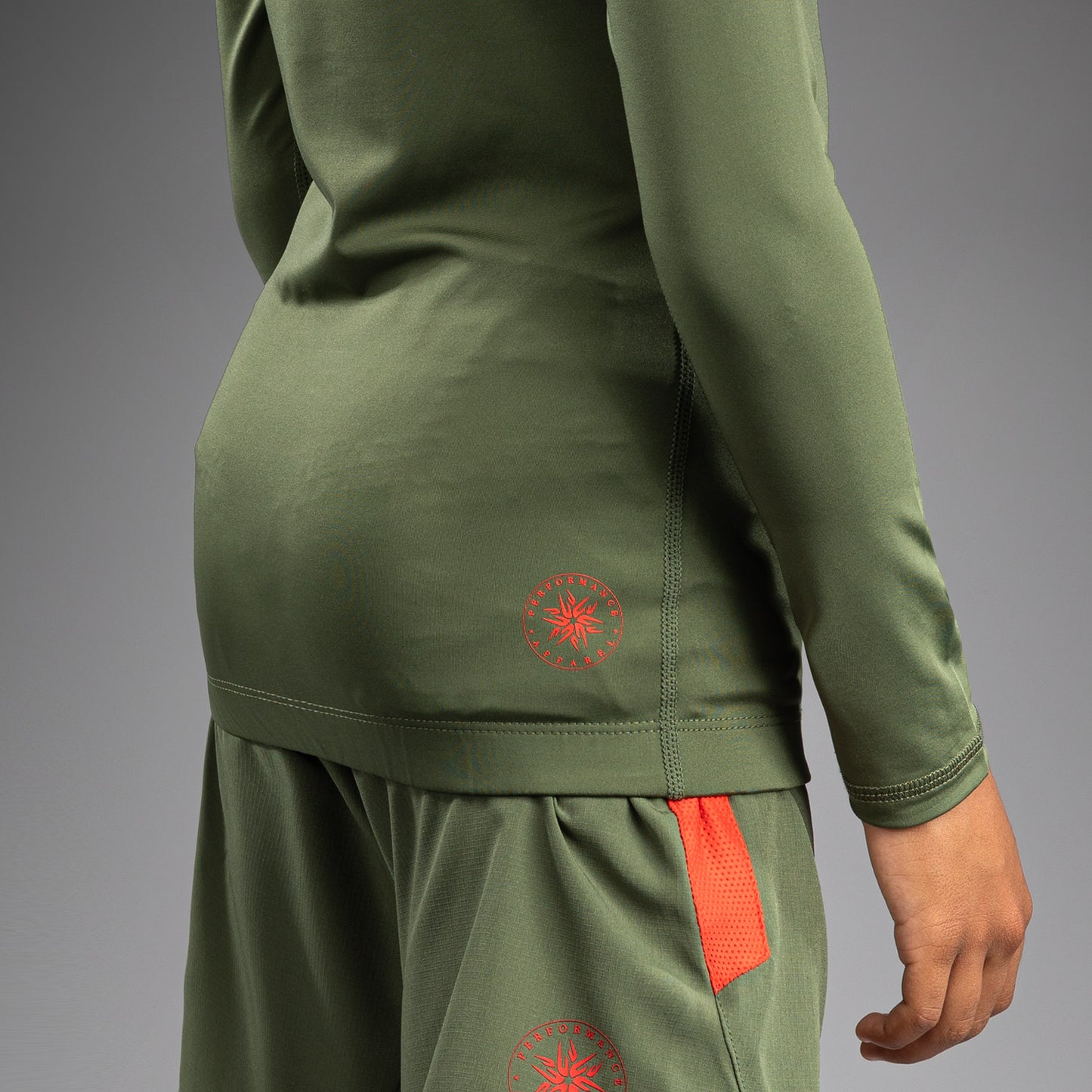 Venum Contender Rashguards Maniche Lunghe per Bambini - Verde Militare/Arancione