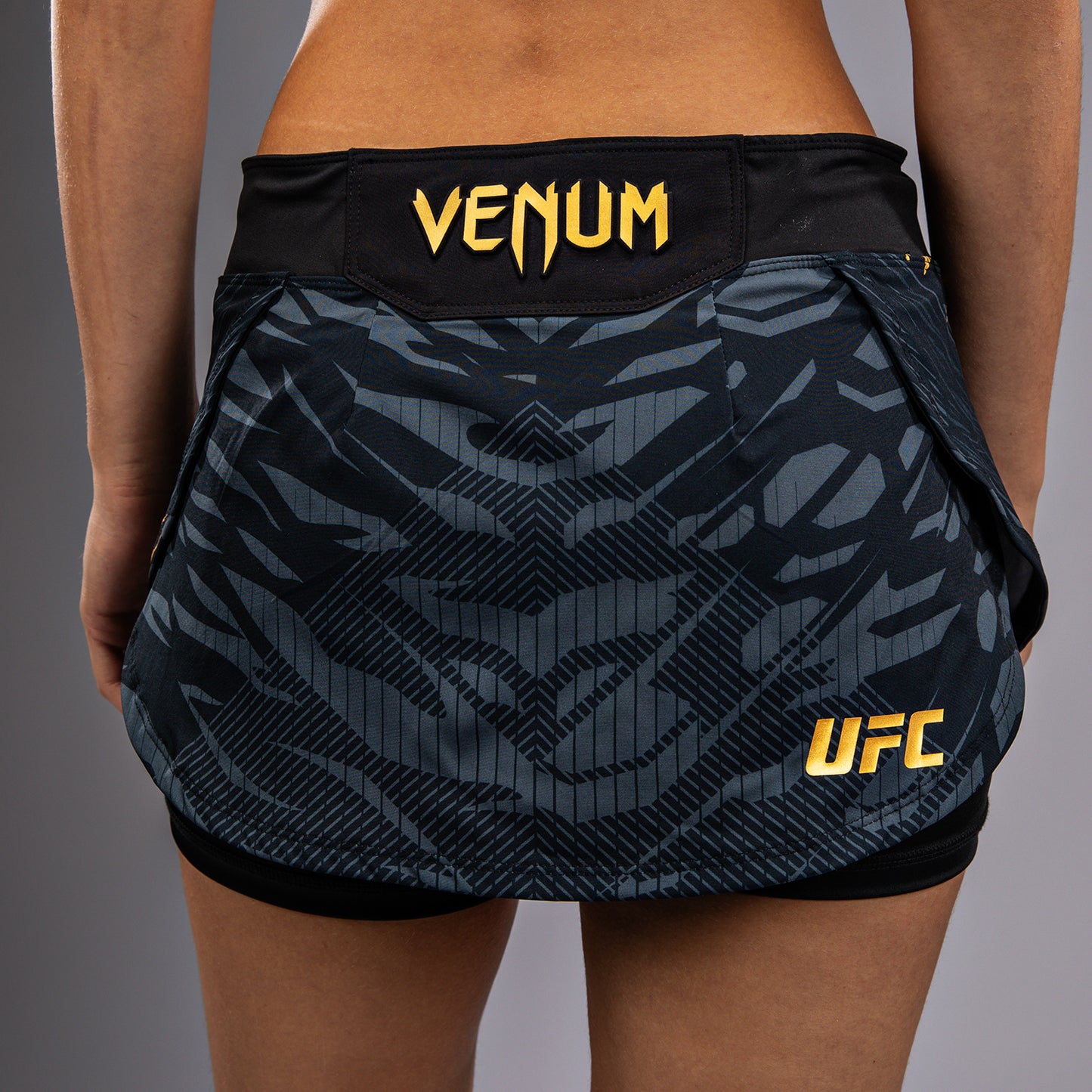 UFC Fusion by Venum Authentic Fight Night Gonna Corto per Donna - Champion