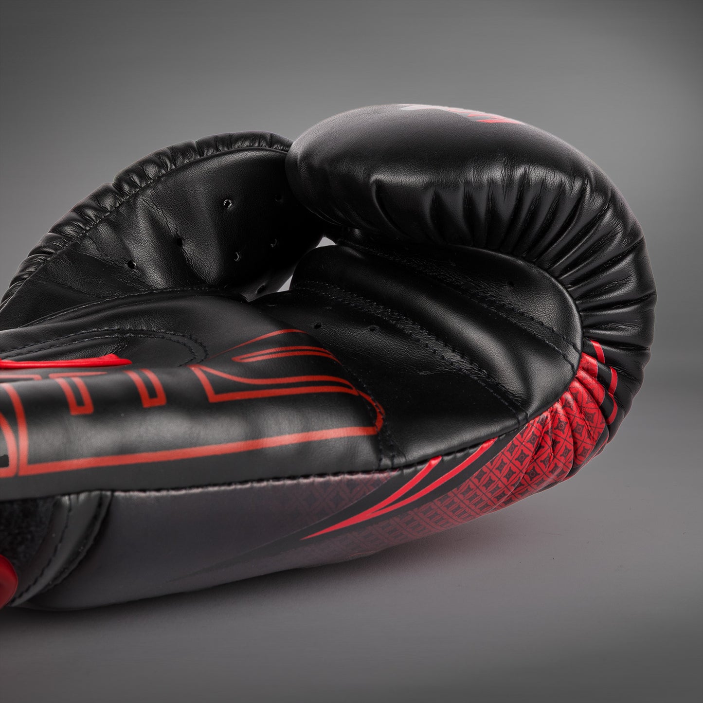 Venum x RWS 2.0 Guanti da boxe – Nero/Rosso