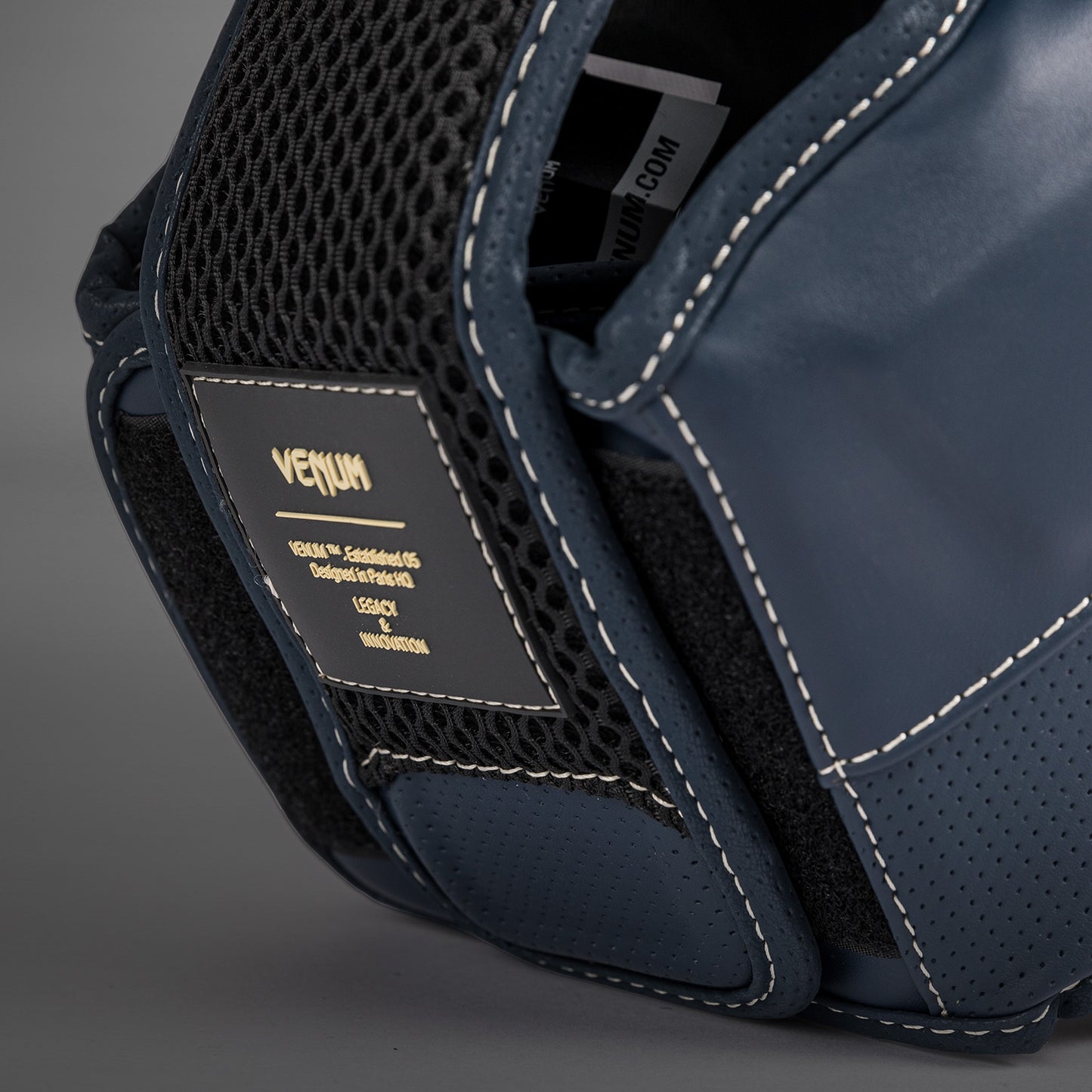 Venum Impact Evo Casco - Icy Blue