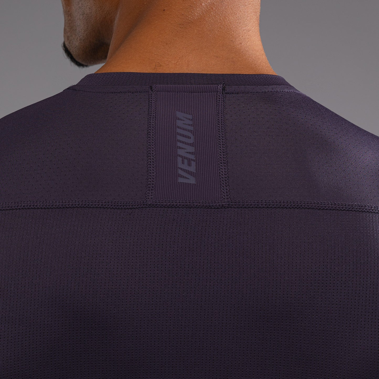 Venum G-Fit Air Rashguard a maniche Corte - Viola Scuro