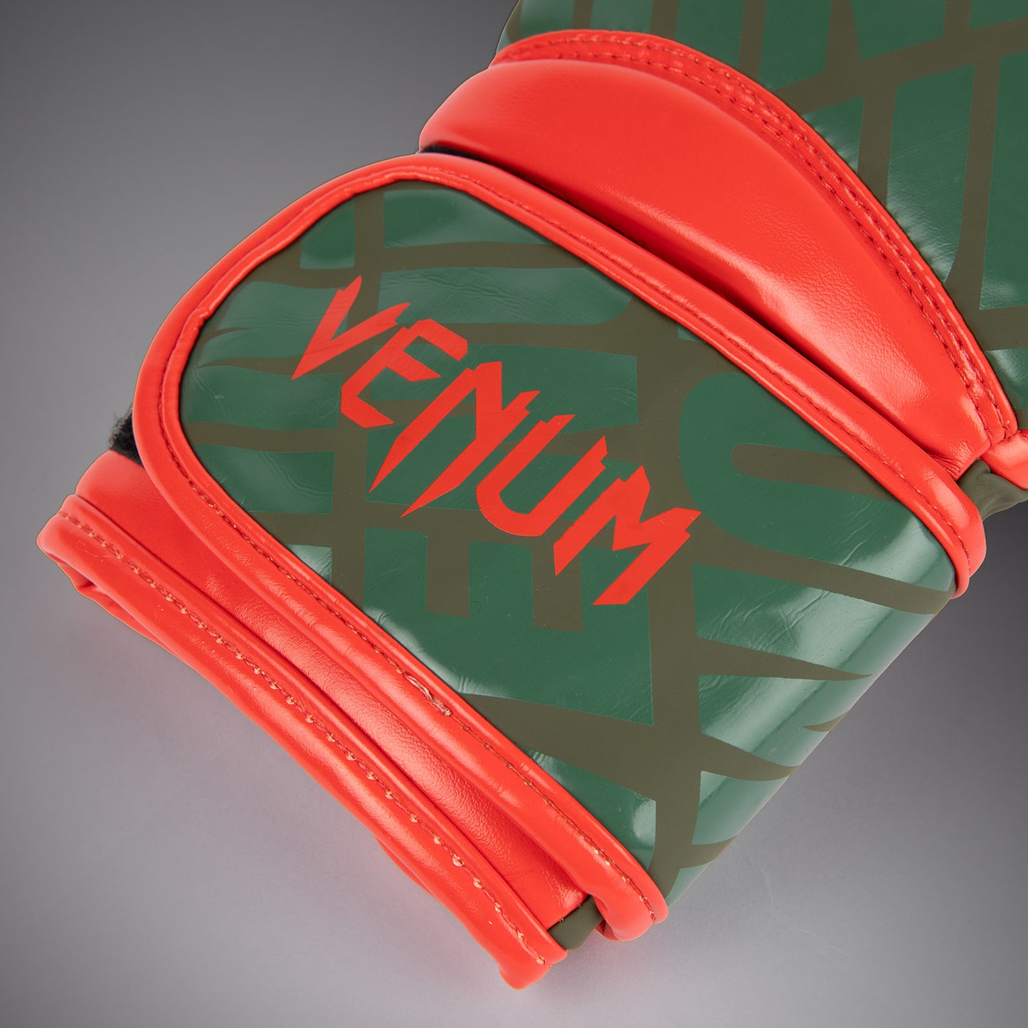 Venum Contender 1.5 XT Guantoni da Boxe Bambini - Verde Militare