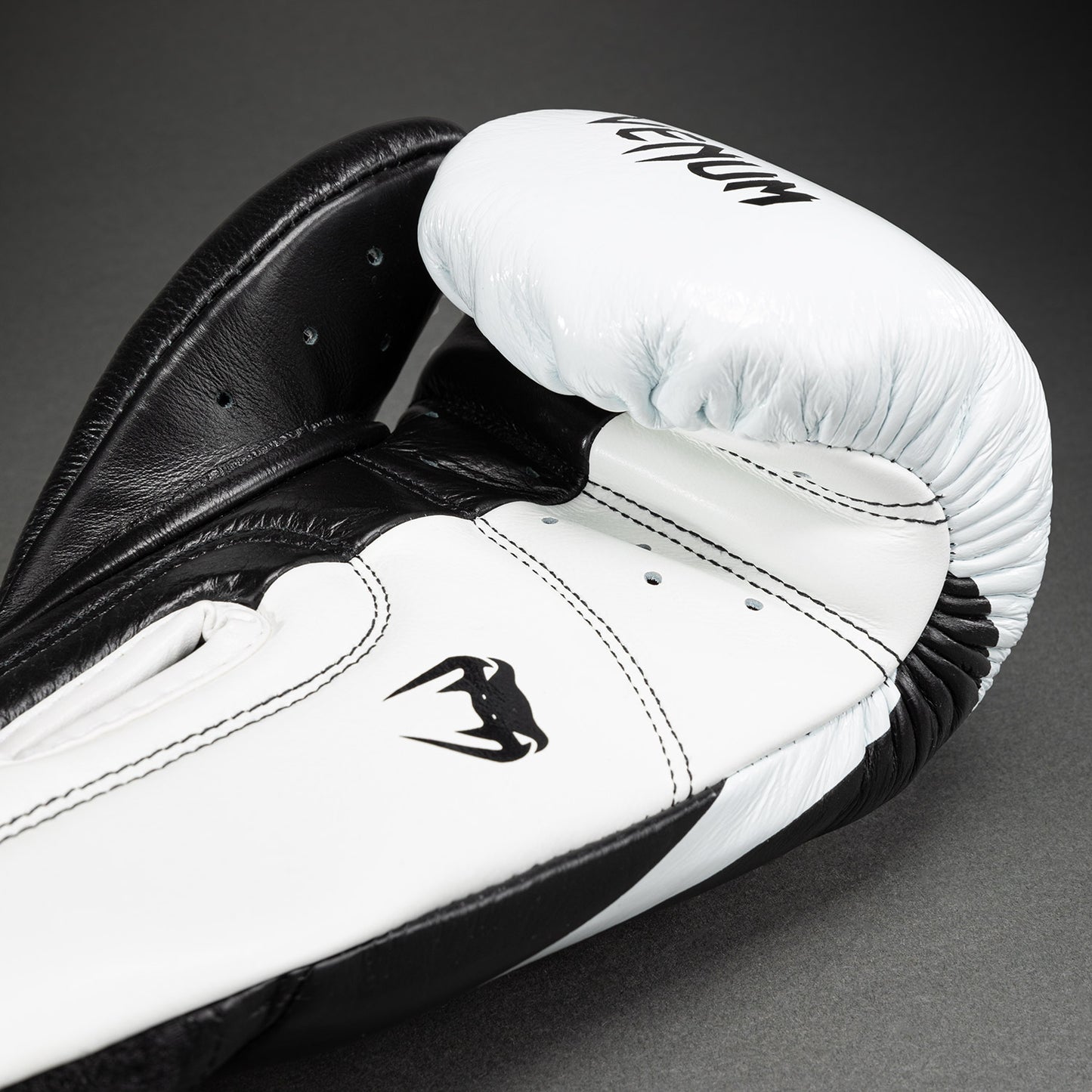 Guantoni da boxe professionali Venum Hammer – Velcro