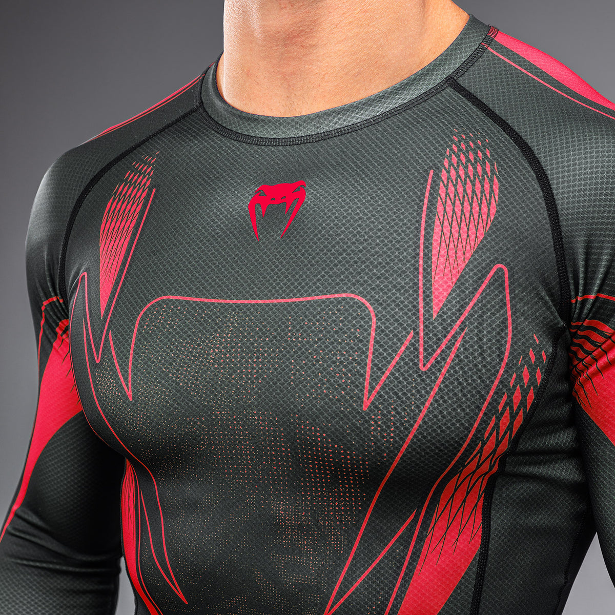 Venum Amazonia Reborn Maglia a compressione a maniche lunghe - Nero/Rosso