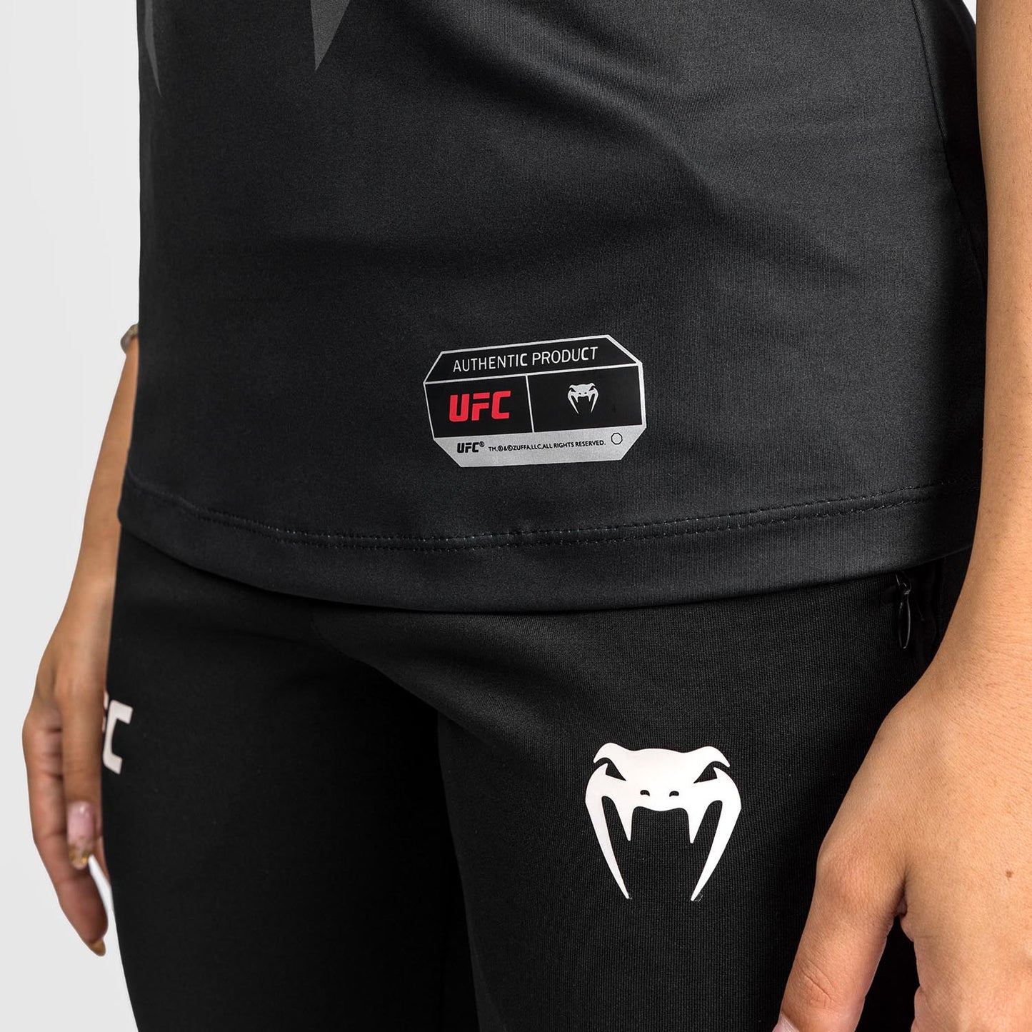 Maglia UFC Venum Authentic Fight Night 2.0 da donna - Bianco