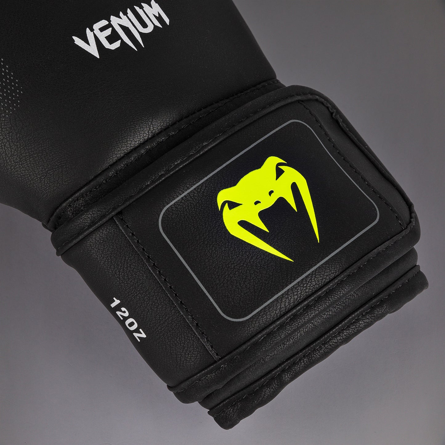 Venum Training Camp 4.0 Guantoni da boxe - Nero/Verde chiaro