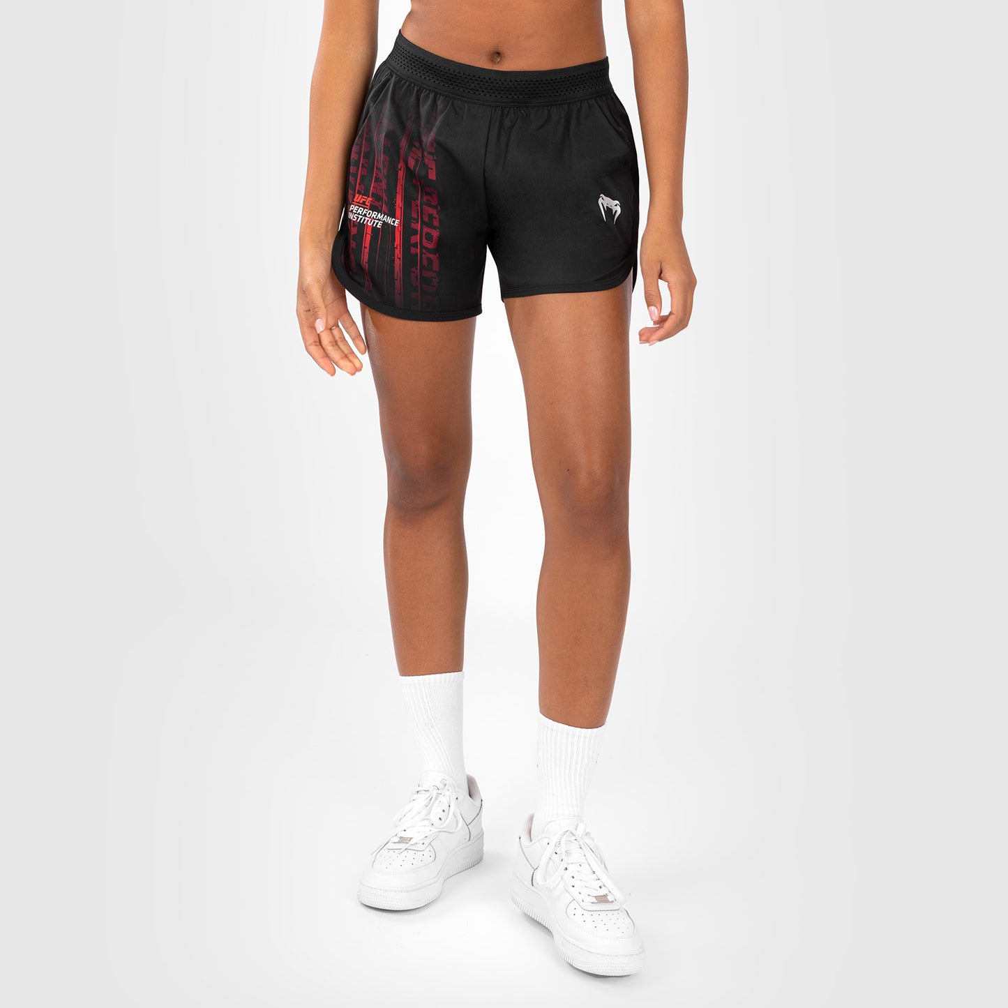 UFC Venum Performance Institute 2.0 Pantaloncini da Donna - Nero/Rosso