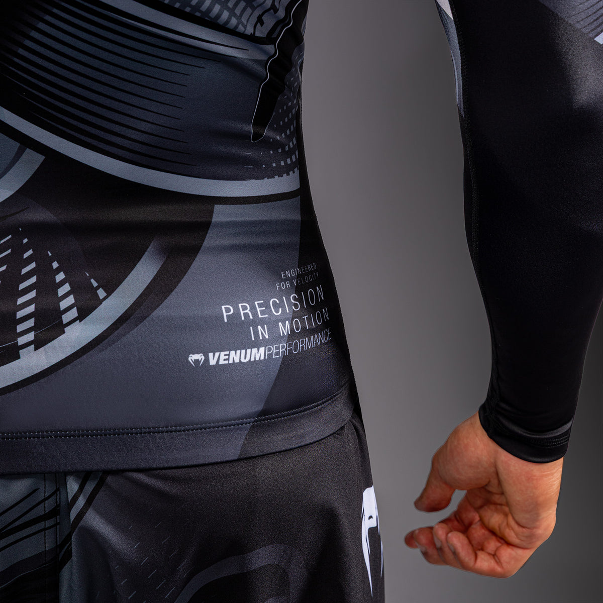Venum Crimson Viper 2.0 Rashguard a maniche lunghe - Nero/Grigio