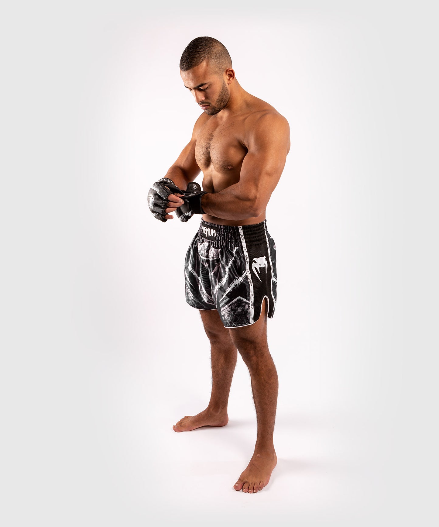 Pantaloncini da Muay Thai Venum GLDTR 4.0