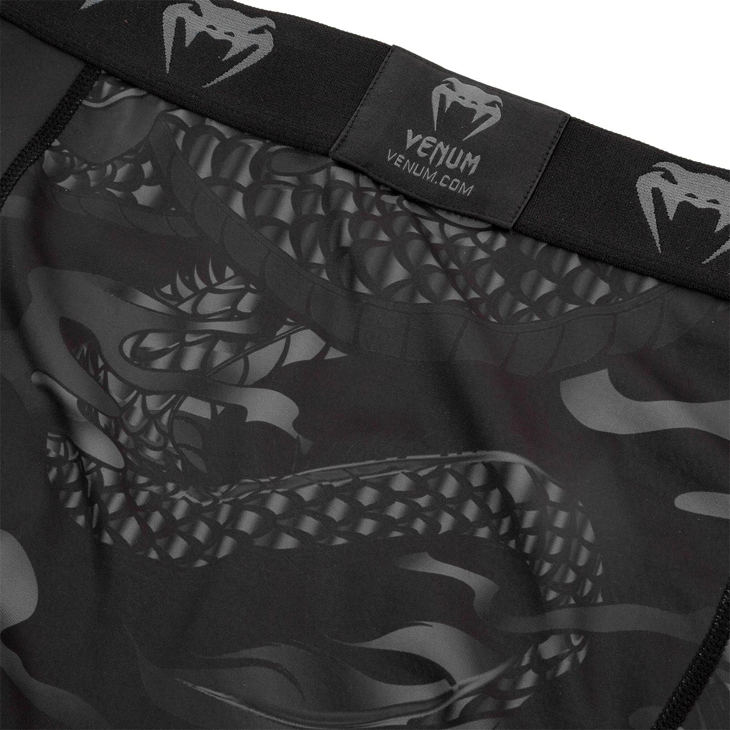 Pantaloni di compressione Venum Dragon's Flight - Nero/Nero
