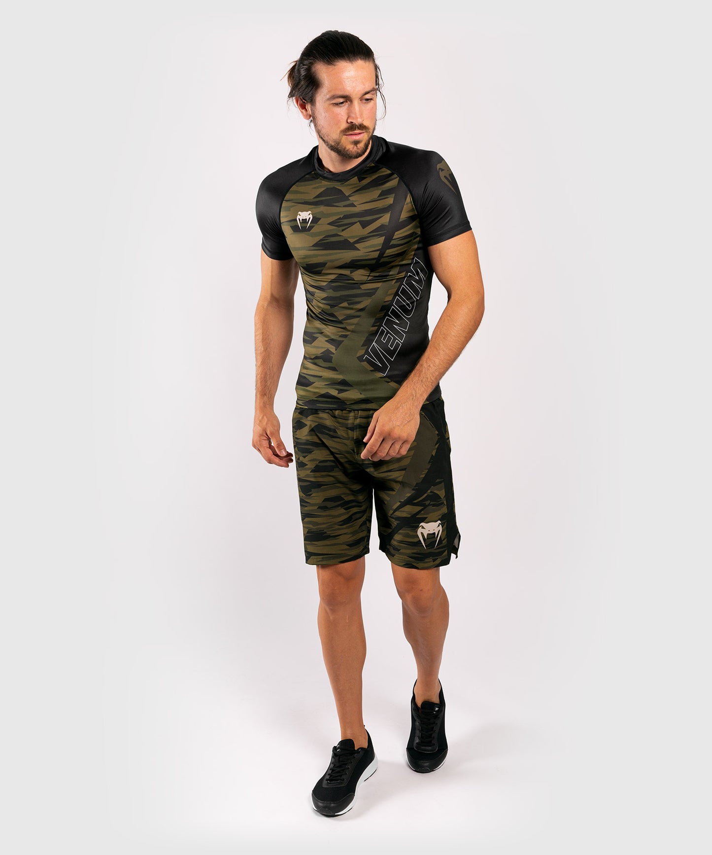 Rashguard Venum Contender 5.0 - maniche corte - Camo cachi