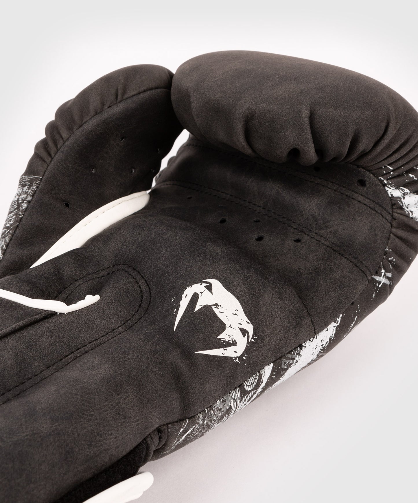 Guantoni da boxe Venum GLDTR 4.0
