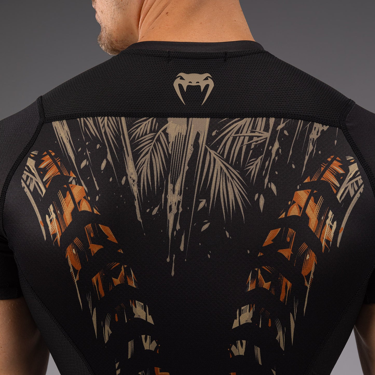Venum Tiger Rashguard a maniche Corte - Nero/Arancione Neon