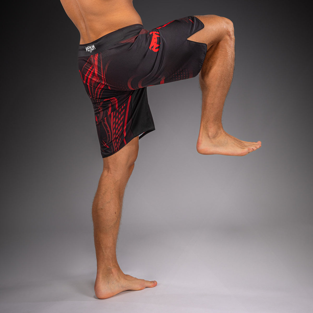 Venum Crimson Viper 2.0 Fightshorts - Nero/Rosso