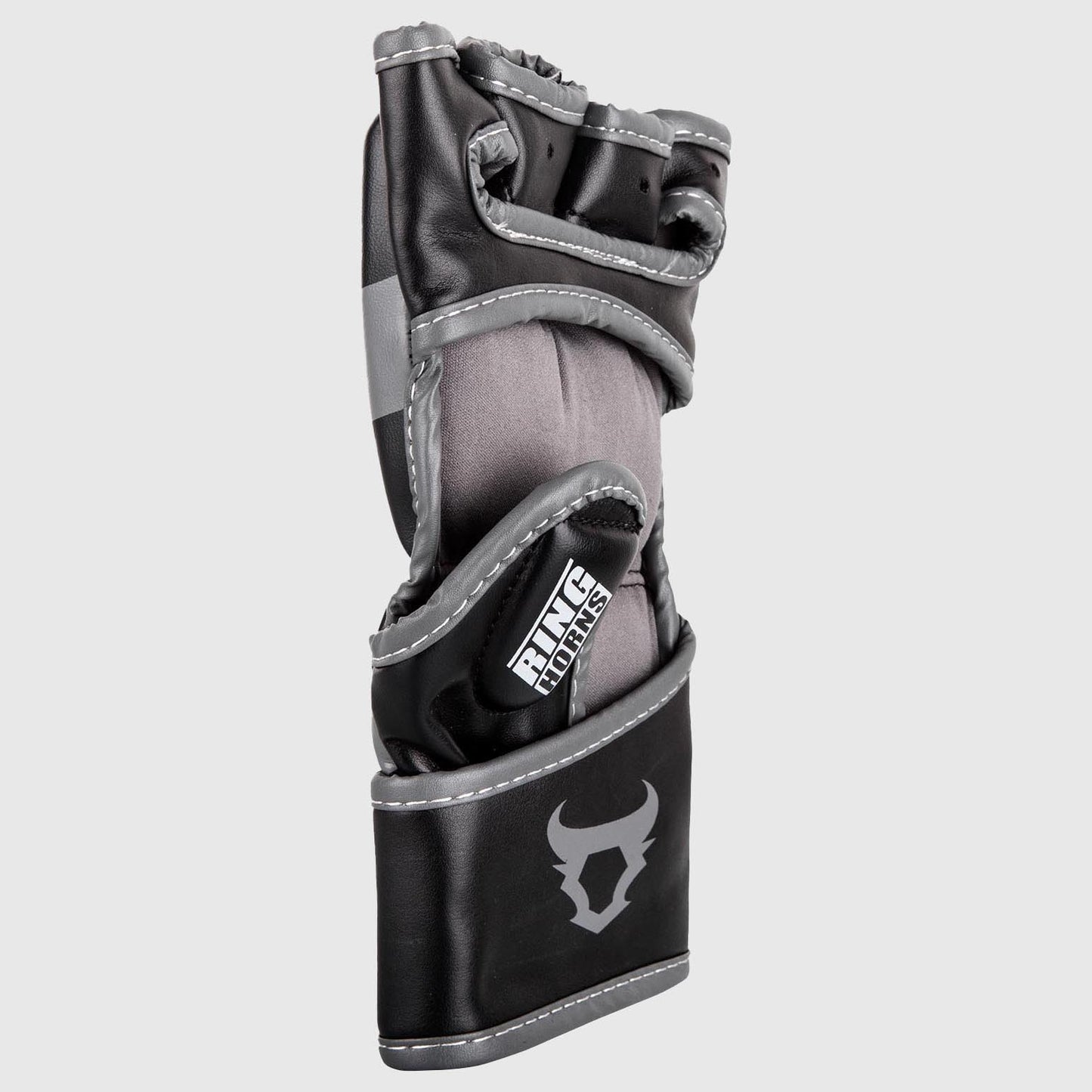 Ringhorns Charger by Venum MMA Gloves – Nero