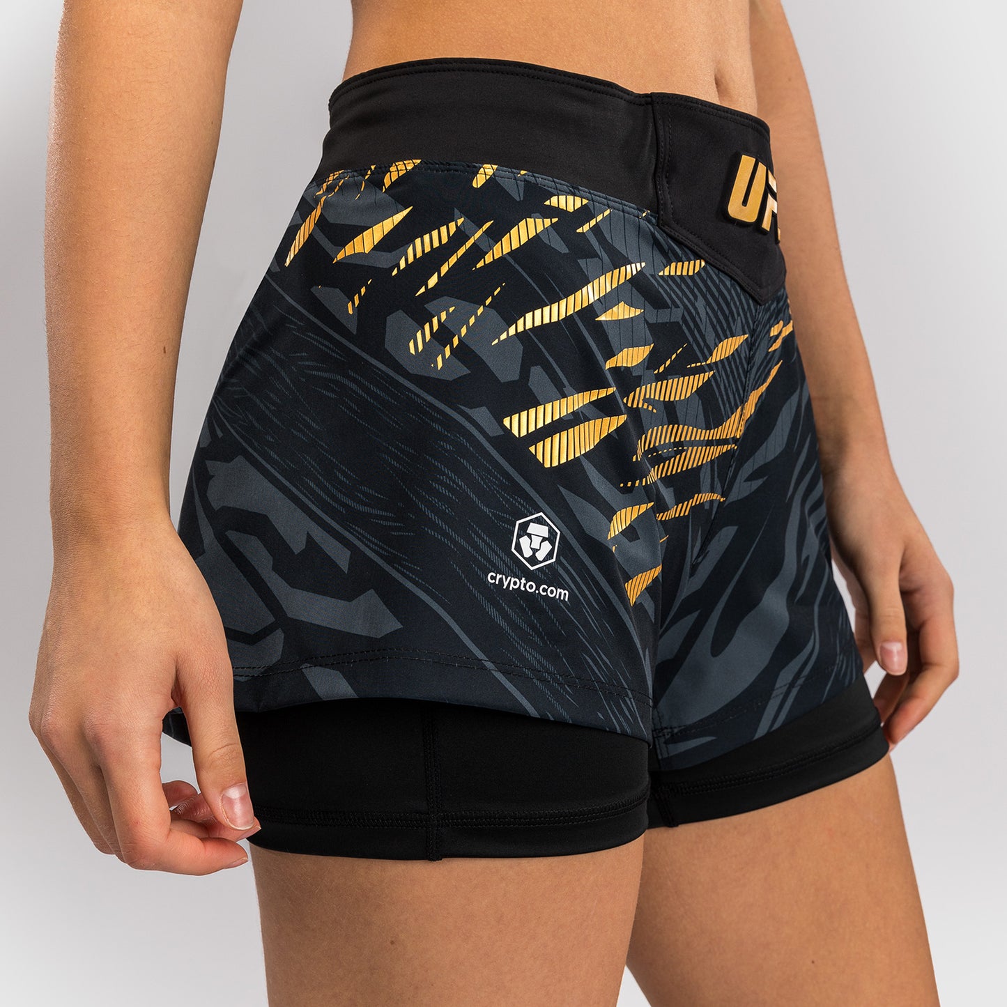 UFC Fusion by Venum Personalizzati Authentic Fight Night Shorts da Lotta per Donna - Campione