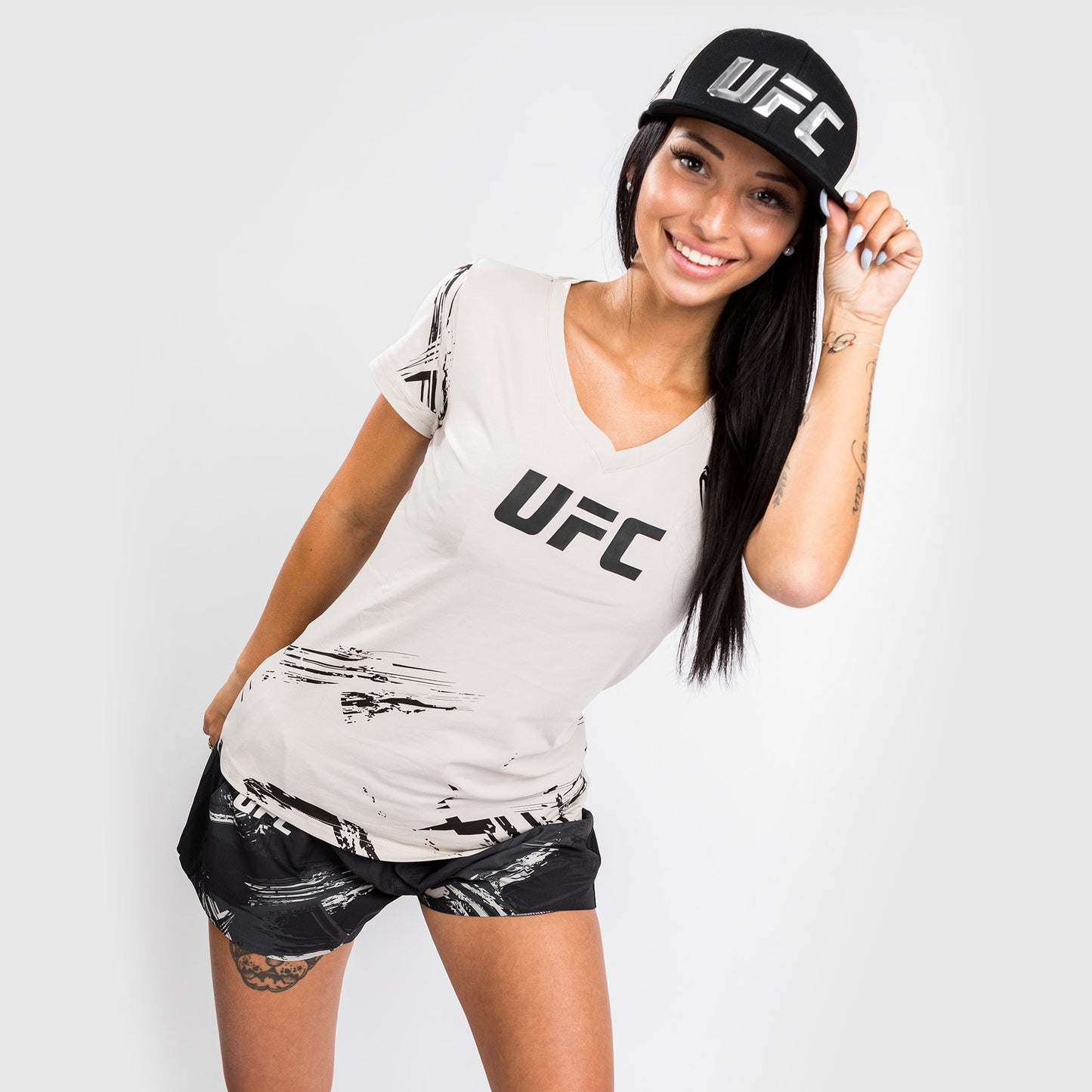 T-Shirt UFC Venum Authentic Fight Week 2.0 - Donna  - sabbia