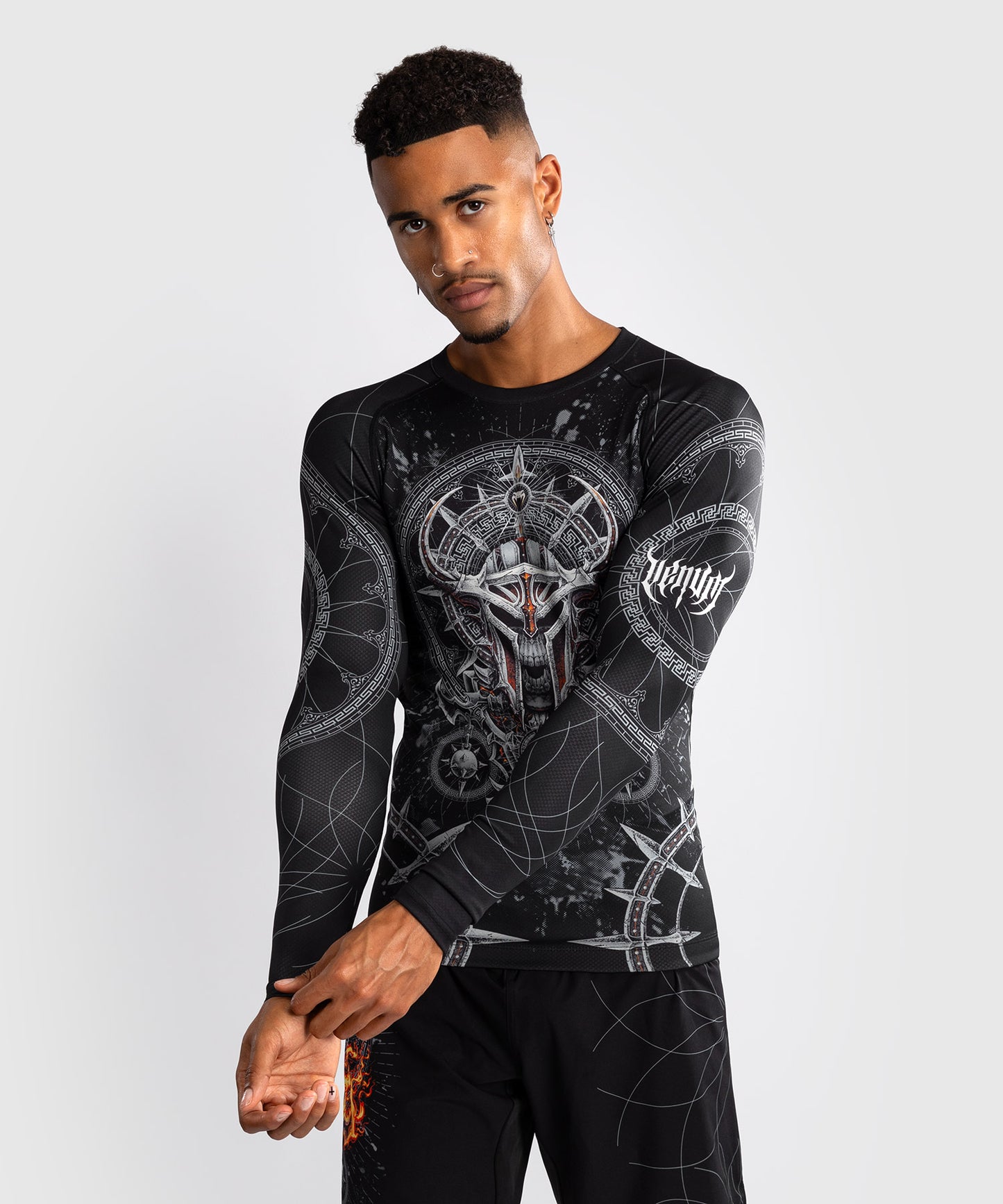 Venum Gladiator 5.0 Maglietta A Maniche Lunghe Per Uomo - Nero/Argento