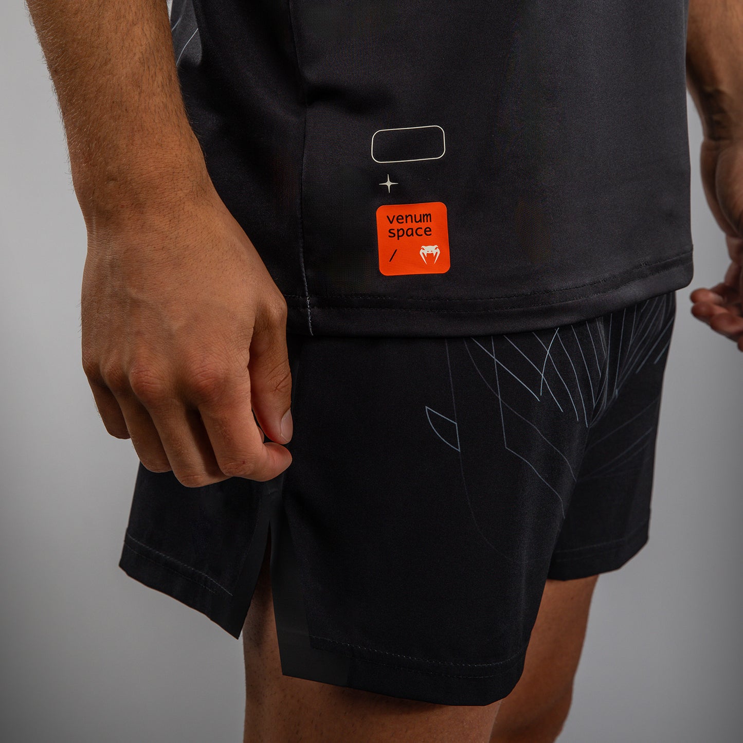 Venum Eclipse Canotta Dry-Tech – Nero/Avorio