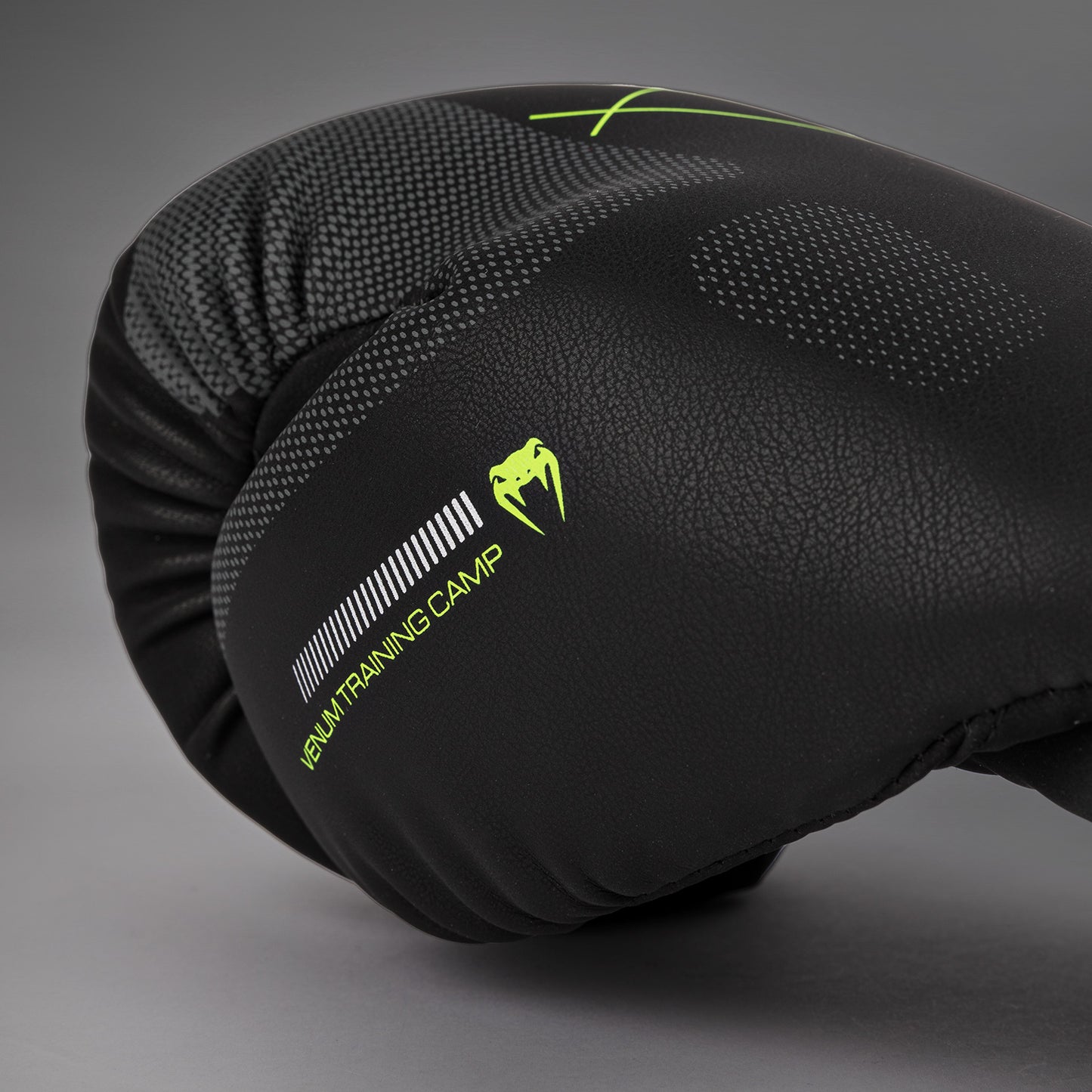 Venum Training Camp 4.0 Guantoni da boxe - Nero/Verde chiaro