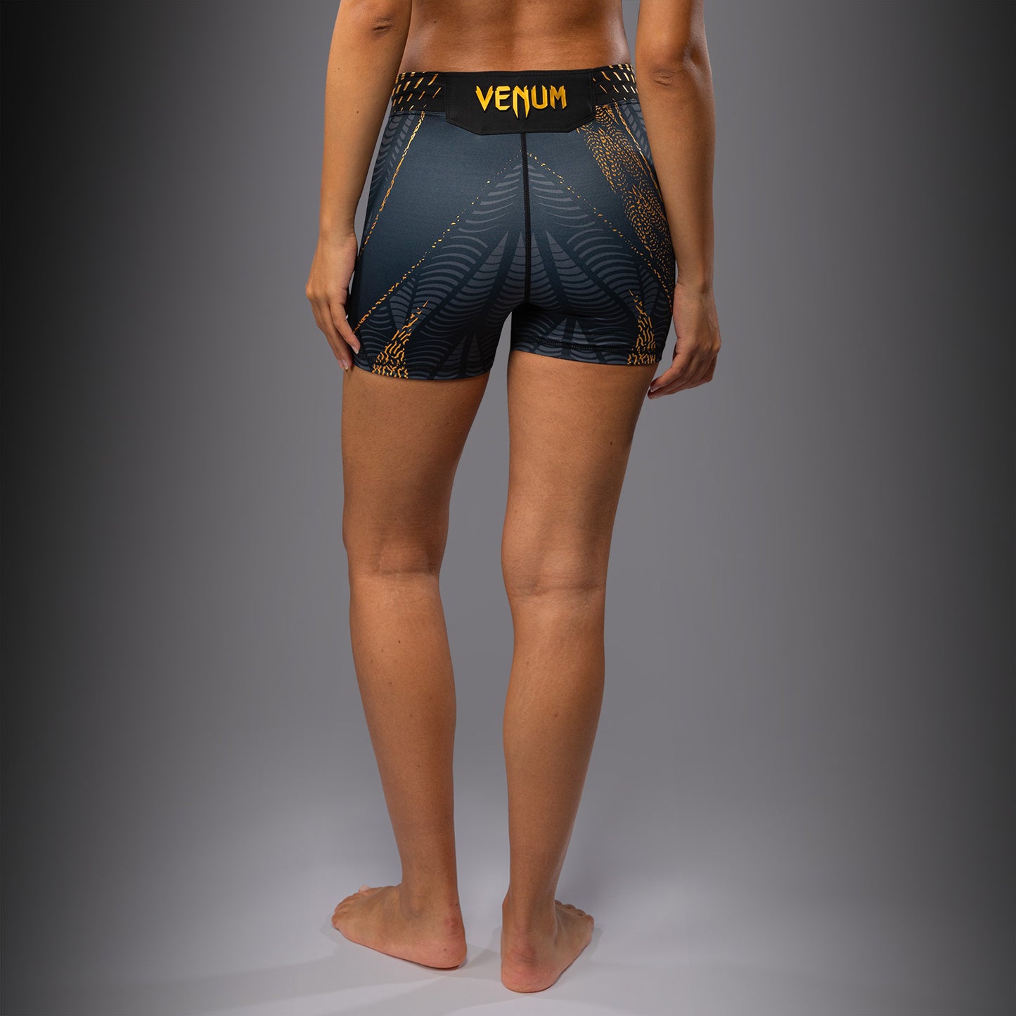 UFC Zenith by Venum Authentic Fight Night Pantaloncini Vale Tudo Fit corto Donna Personalizzato - Champion