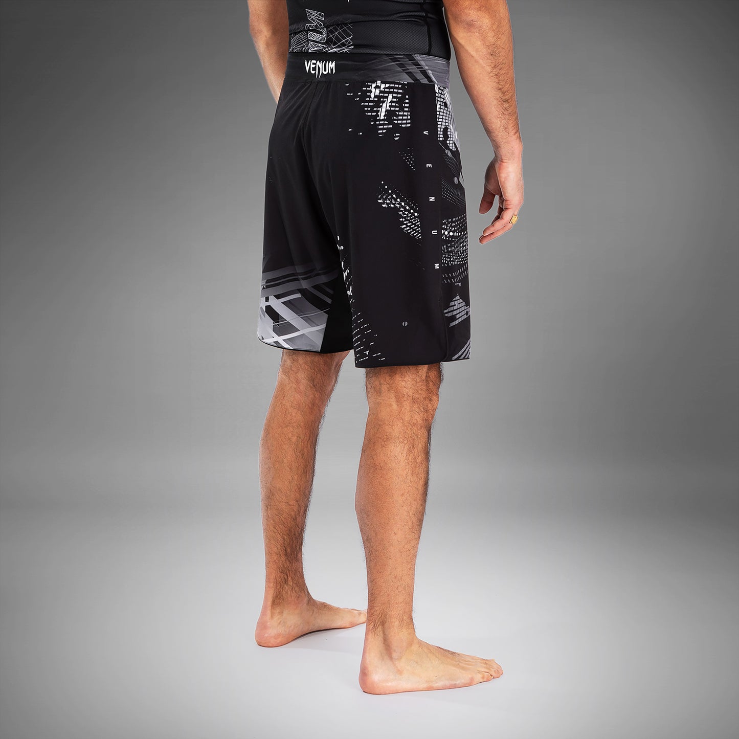 Venum Gorilla Jungle Pantaloncini da combattimento - Nero/Bianco