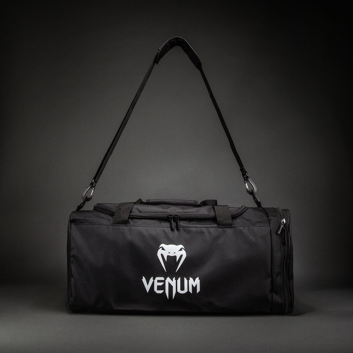 Venum Essential Borsa Sportiva (37L) – Nero