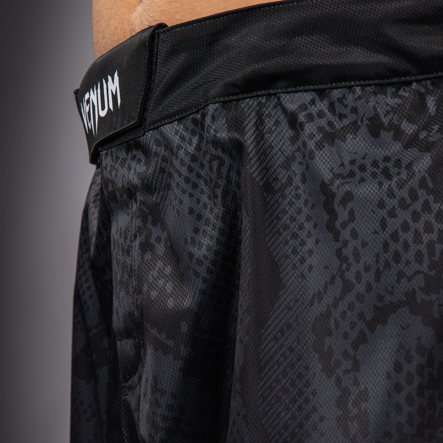 Venum Black Viper Pantaloncini da Combattimento – Nero