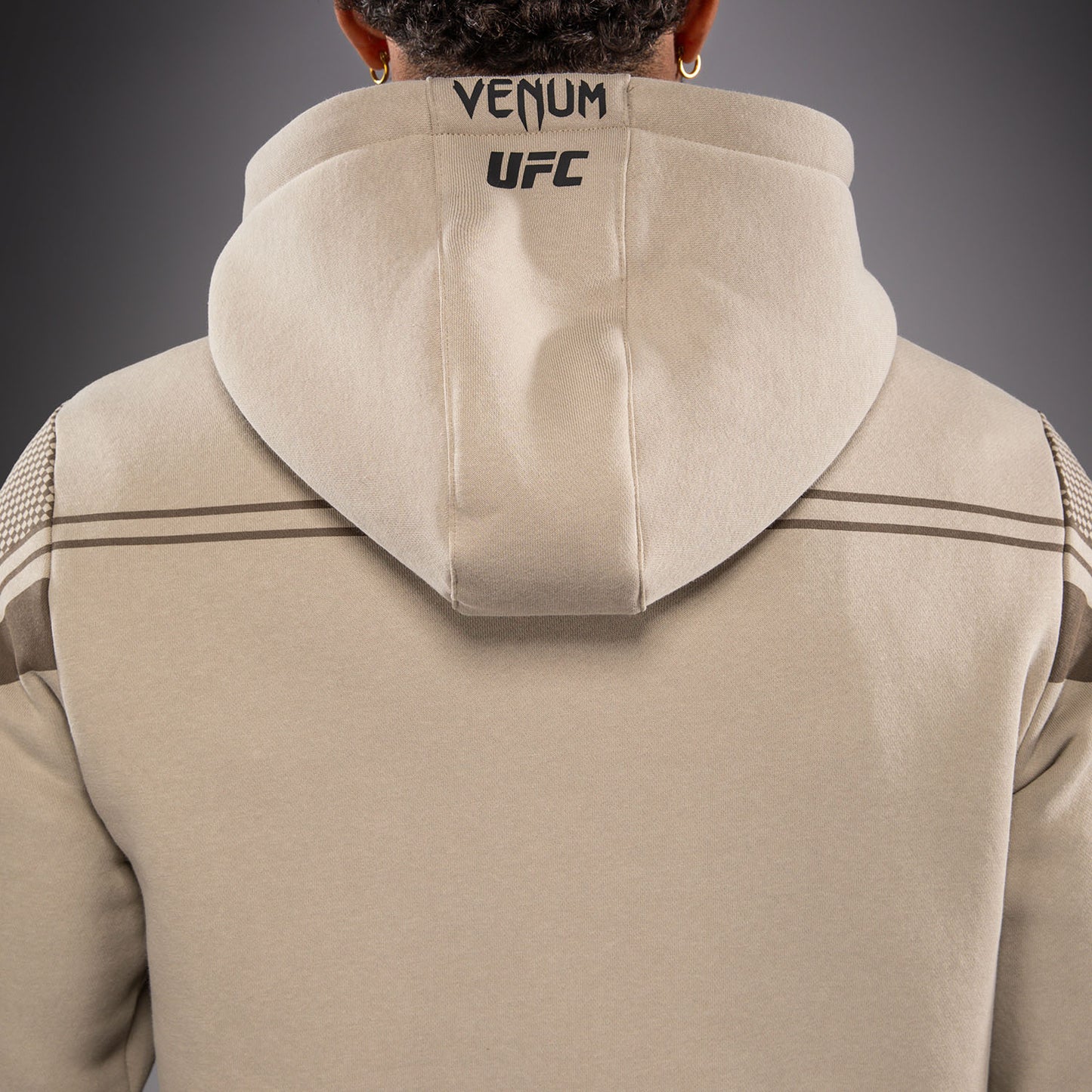 Venum UFC Unity by Venum Authentic Fight Week Felpa con Cappuccio da Uomo - Sabbia