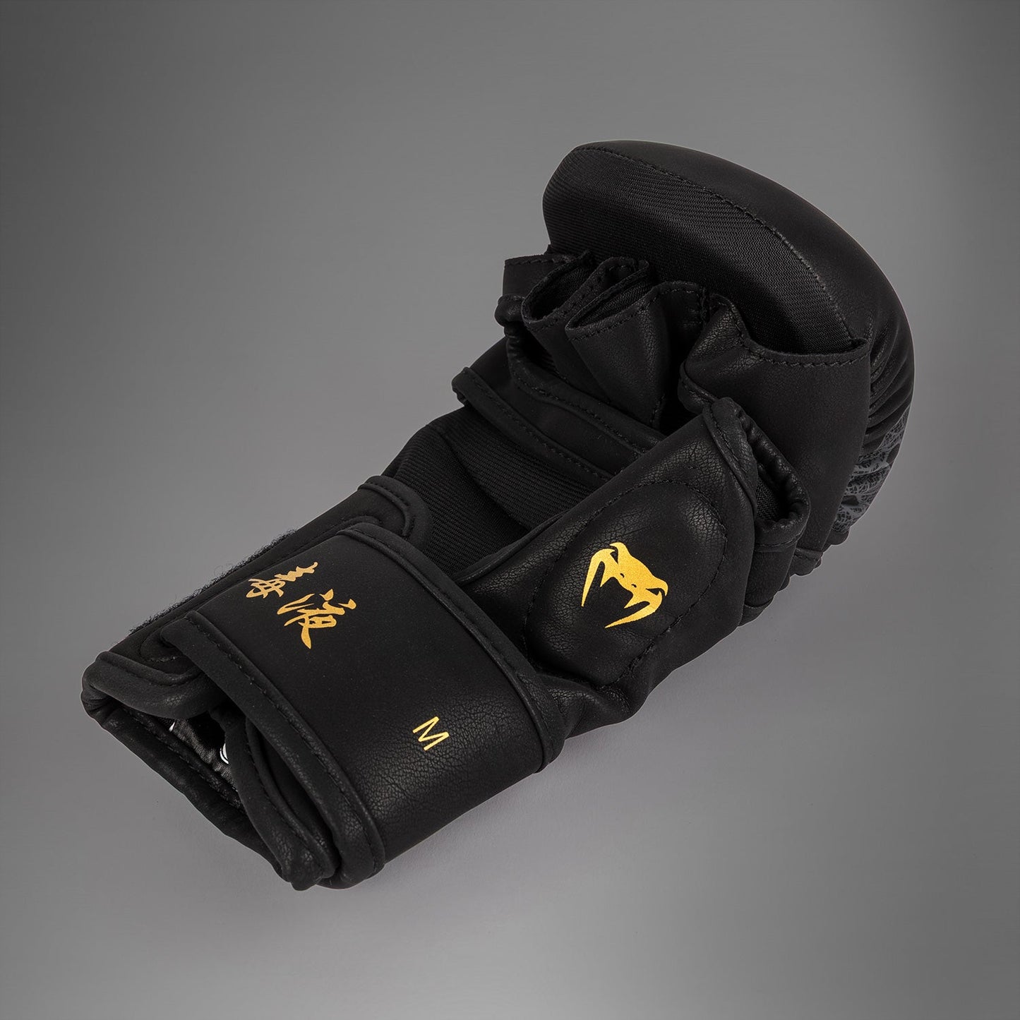 Venum Serpenti Guanti da sparring – Nero/Argento/Oro