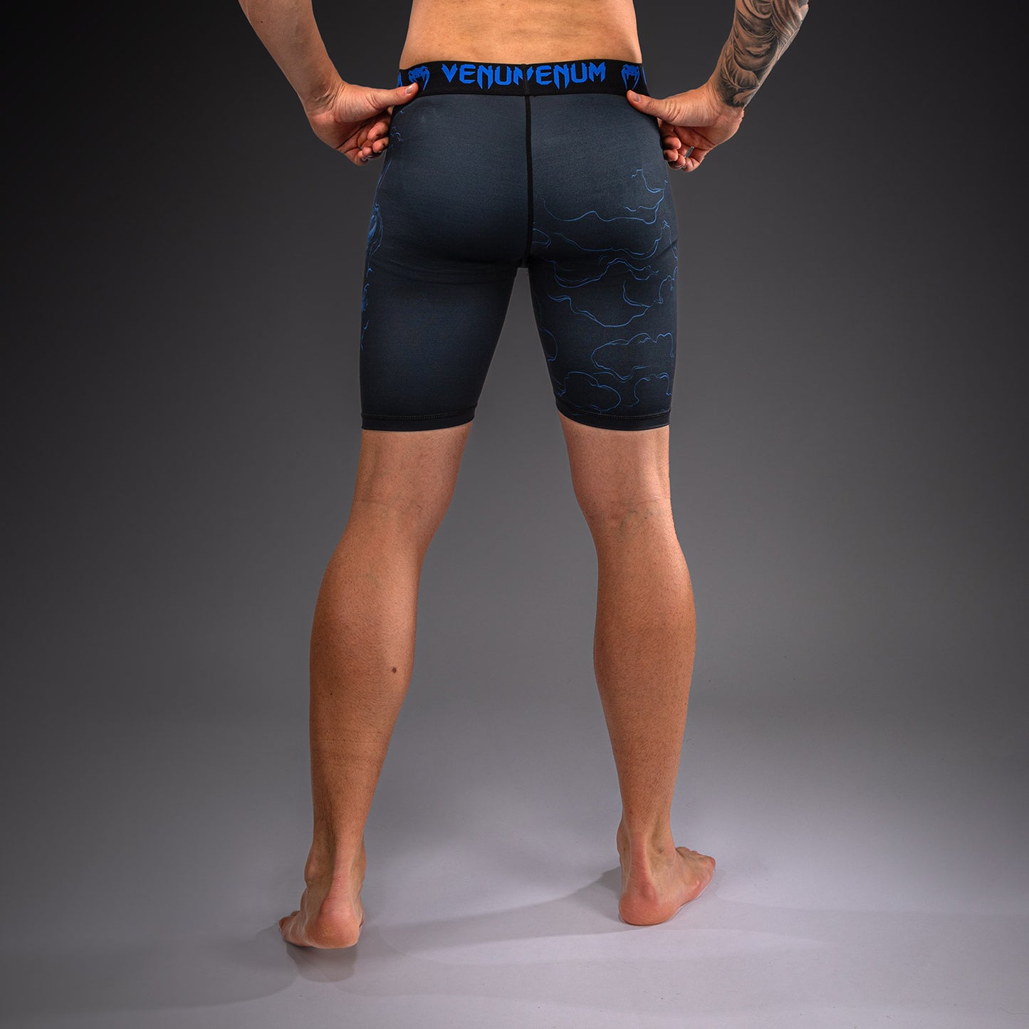 Venum Thunder Dragon Pantaloncini a Compressione – Nero/Blu Reale