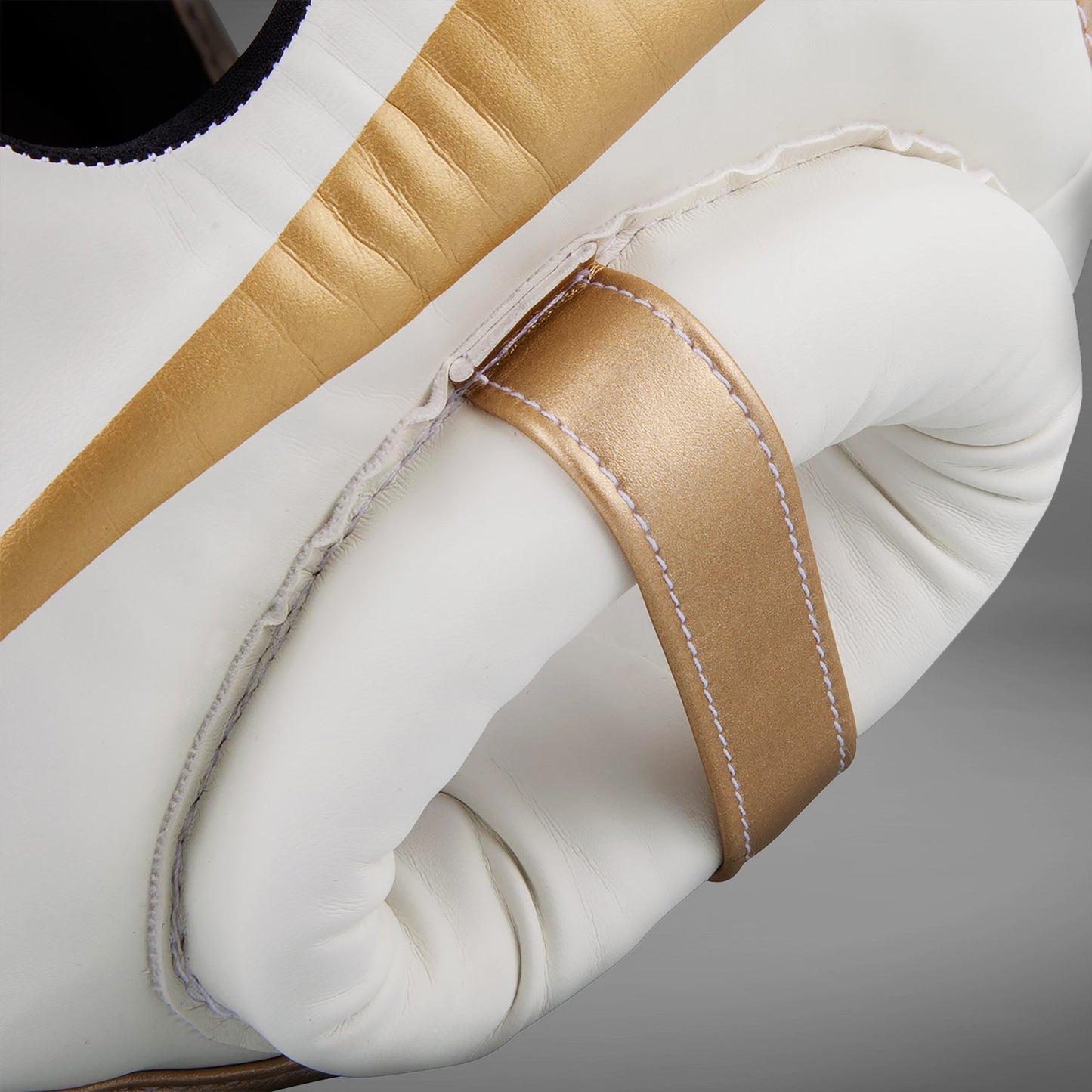 Casco Venum Elite - Bianco/Oro
