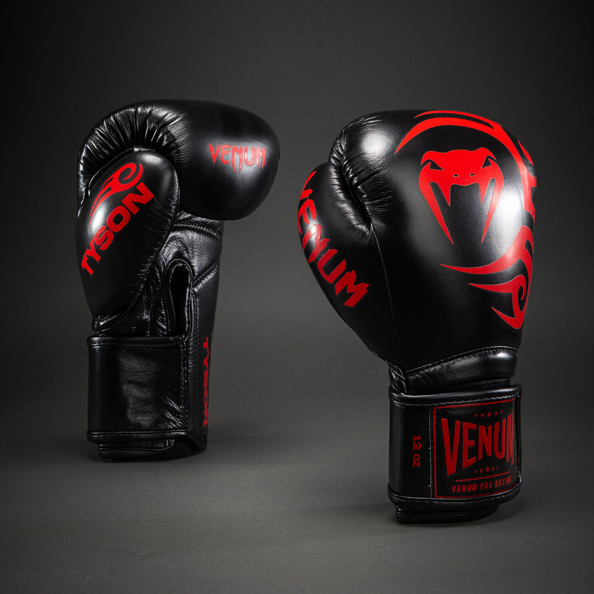 Venum Giant 2.0 Mike Tyson Pro Guantoni da Boxe – Nero/Rosso - Sacca con coulisse inclusa