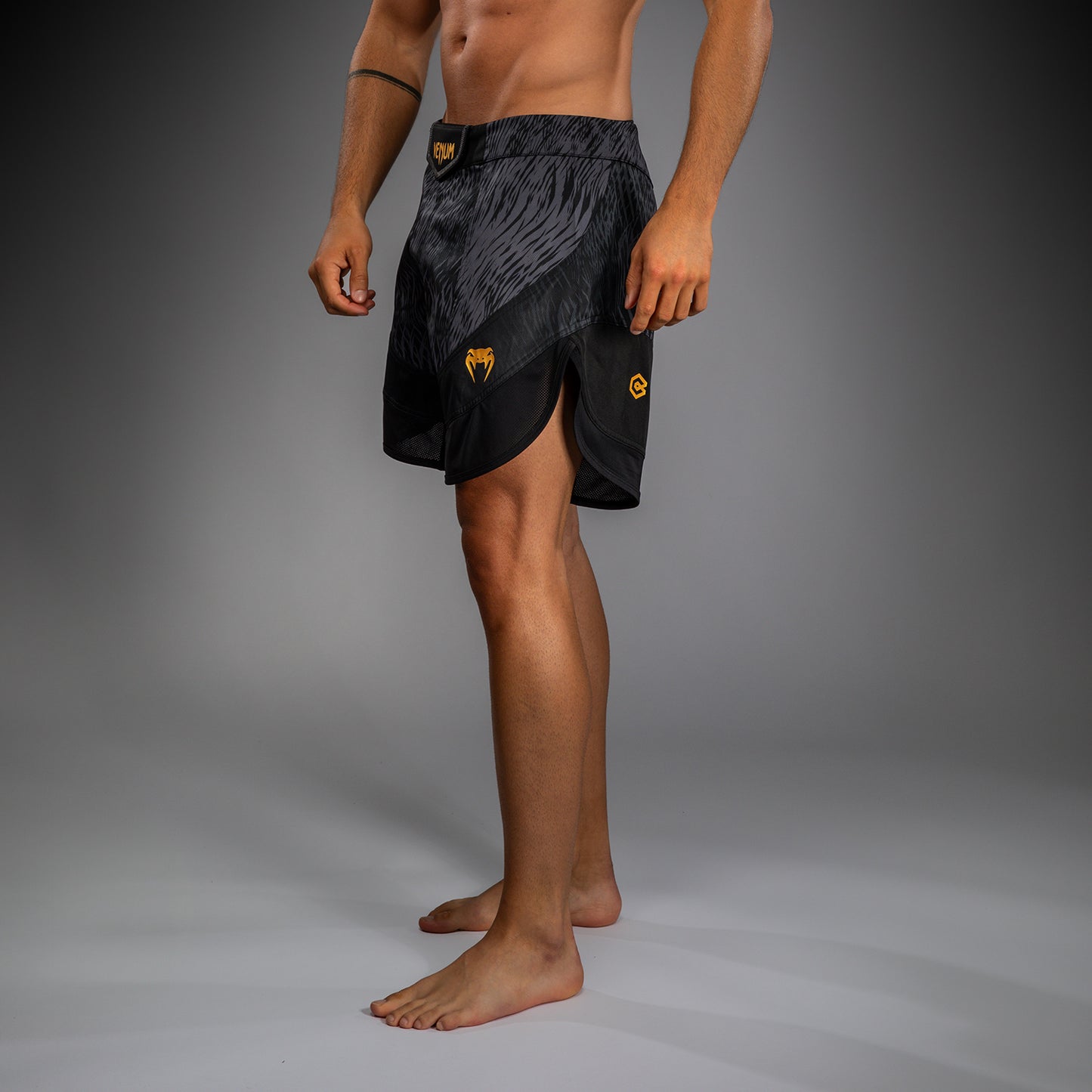 Venum x Chimaev Fightshorts - Nero/Grigio