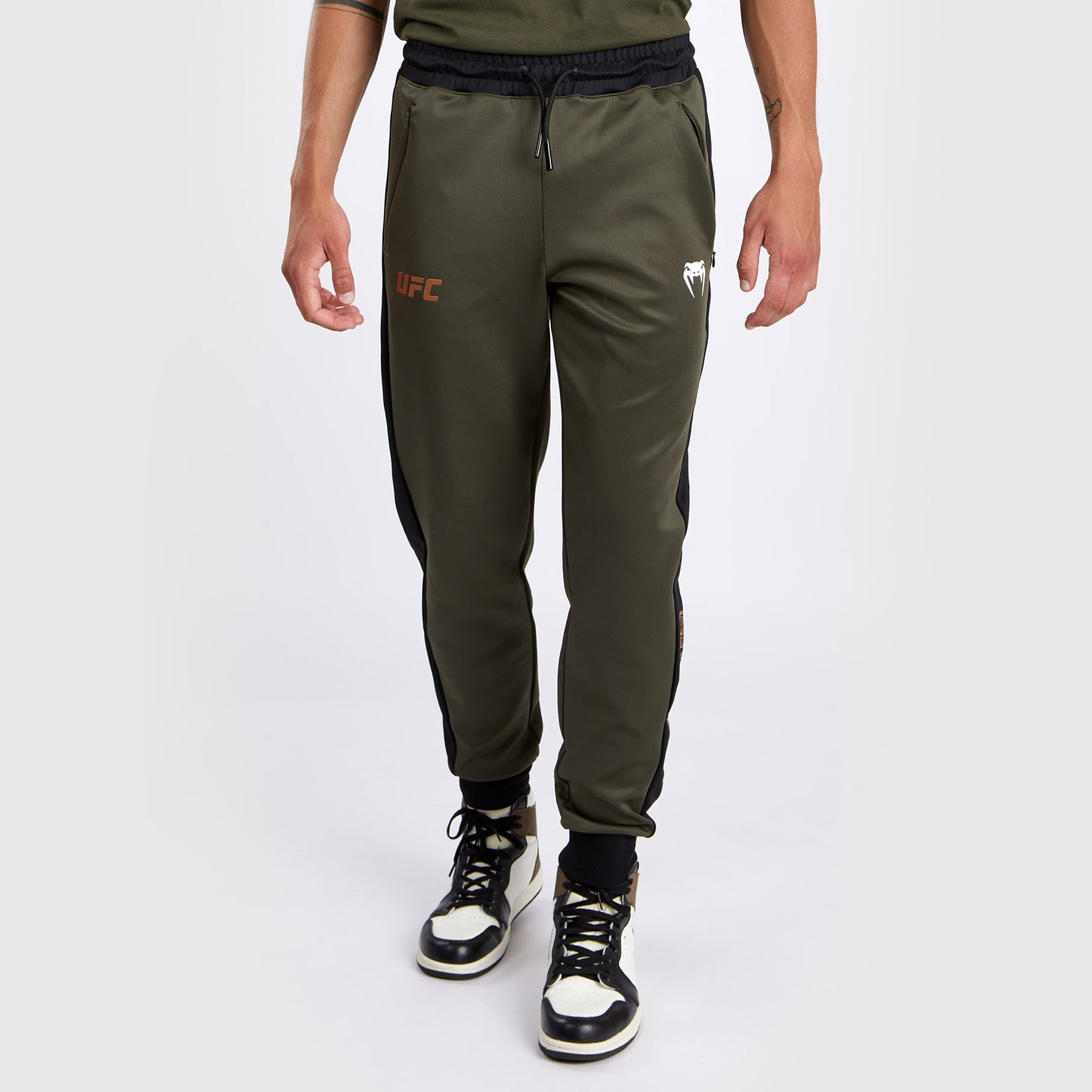 UFC Adrenaline by Venum Fight Week Pantaloni da jogging da Uomo - Khaki/Bronzo
